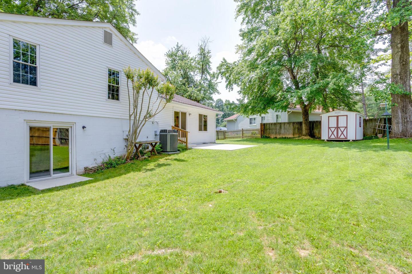 6316 CAPELLA AVE, BURKE, Virginia 22015, 5 Bedrooms Bedrooms, ,3 BathroomsBathrooms,Residential,For sale,6316 CAPELLA AVE,VAFX2244976 MLS # VAFX2244976