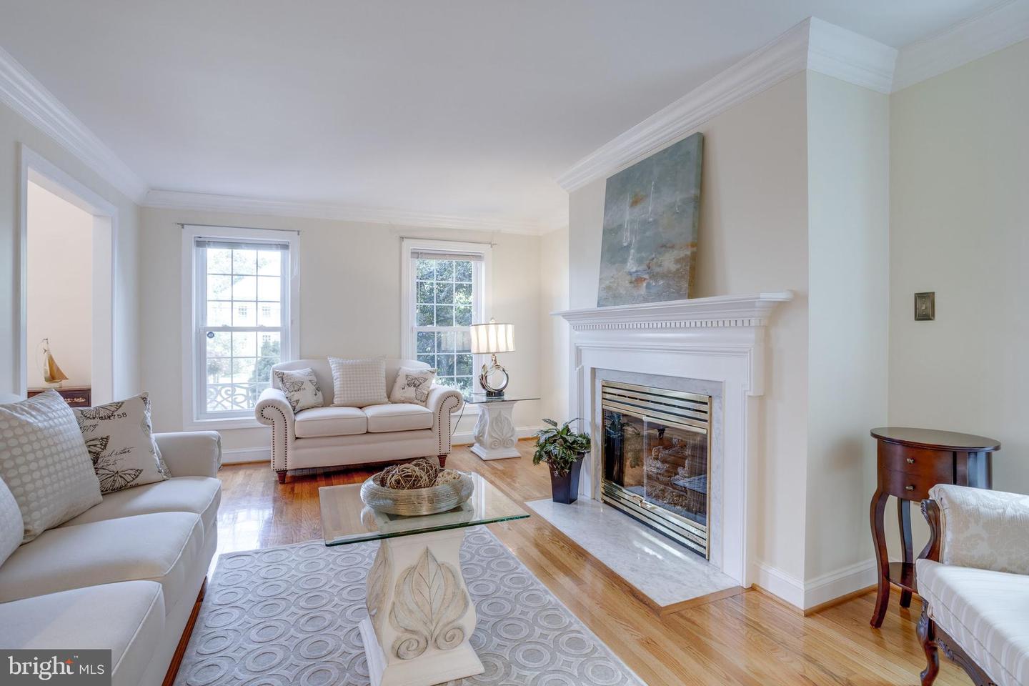 4918 SUNSET LN, ANNANDALE, Virginia 22003, 7 Bedrooms Bedrooms, ,6 BathroomsBathrooms,Residential,For sale,4918 SUNSET LN,VAFX2245166 MLS # VAFX2245166