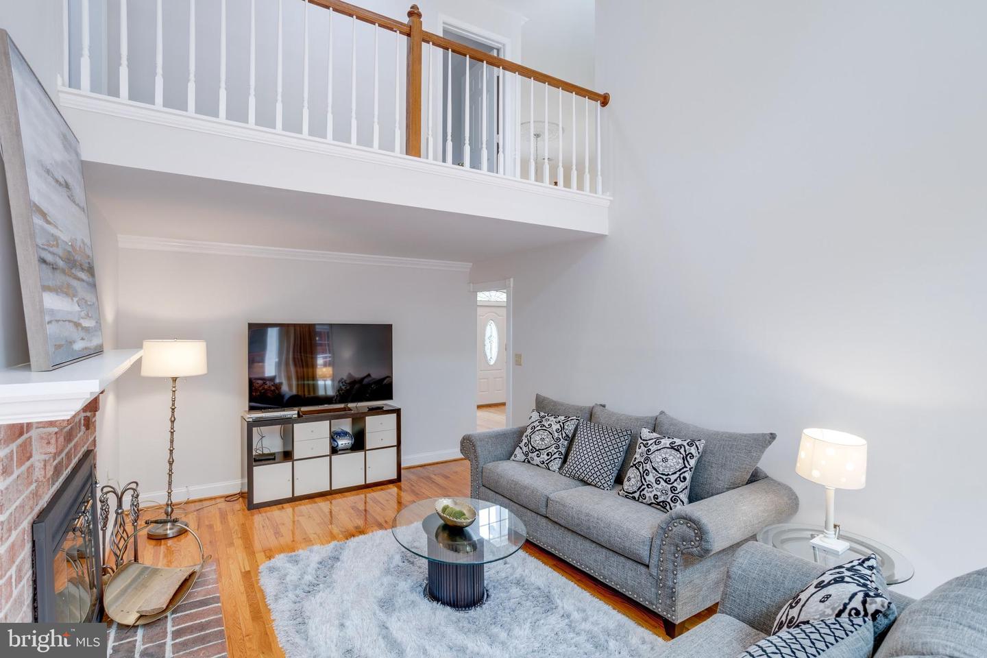 4918 SUNSET LN, ANNANDALE, Virginia 22003, 7 Bedrooms Bedrooms, ,6 BathroomsBathrooms,Residential,For sale,4918 SUNSET LN,VAFX2245166 MLS # VAFX2245166