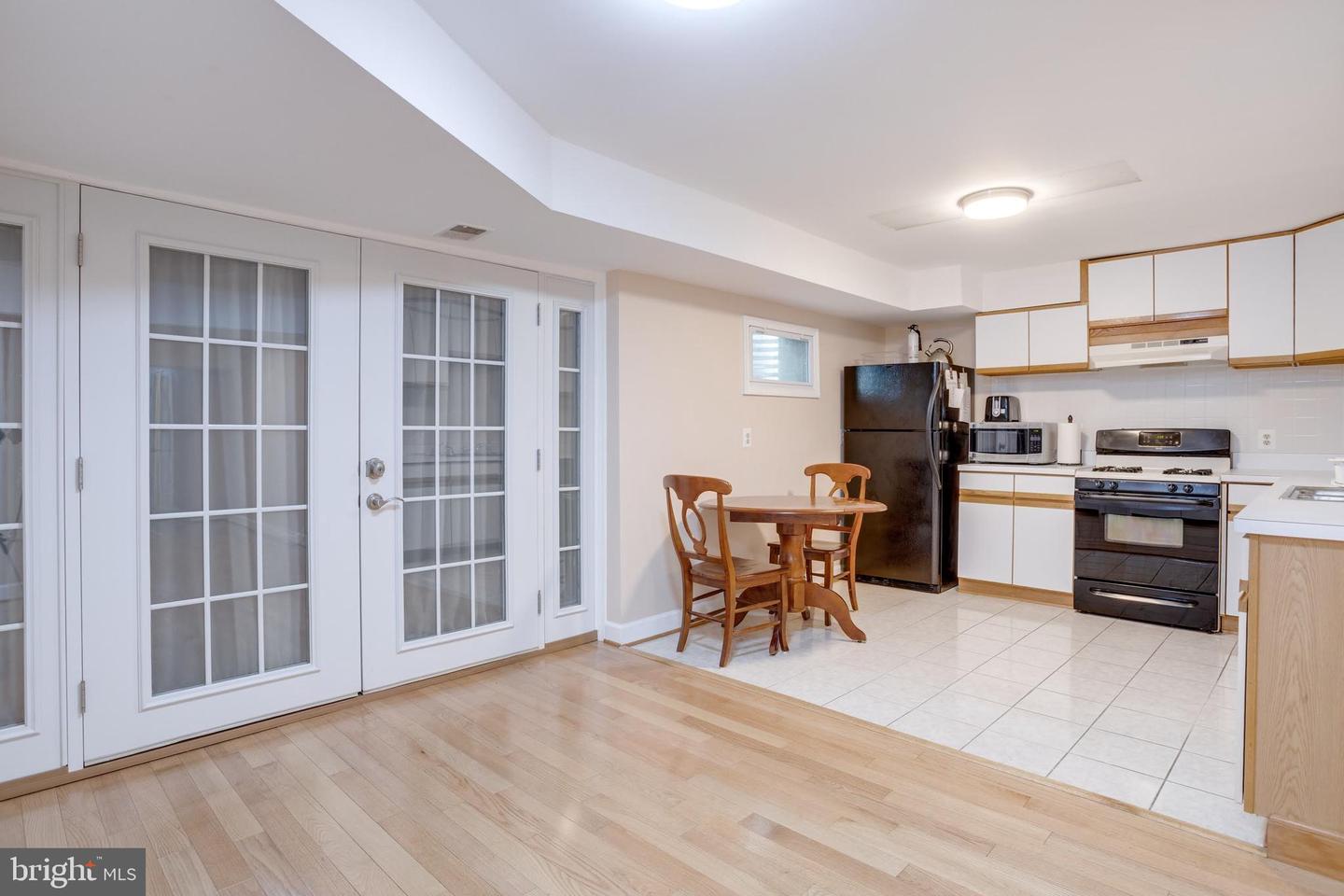 4918 SUNSET LN, ANNANDALE, Virginia 22003, 7 Bedrooms Bedrooms, ,6 BathroomsBathrooms,Residential,For sale,4918 SUNSET LN,VAFX2245166 MLS # VAFX2245166