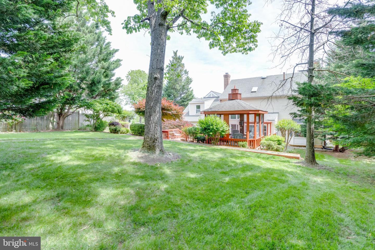4918 SUNSET LN, ANNANDALE, Virginia 22003, 7 Bedrooms Bedrooms, ,6 BathroomsBathrooms,Residential,For sale,4918 SUNSET LN,VAFX2245166 MLS # VAFX2245166