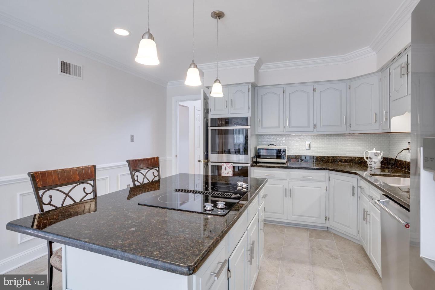 4918 SUNSET LN, ANNANDALE, Virginia 22003, 7 Bedrooms Bedrooms, ,6 BathroomsBathrooms,Residential,For sale,4918 SUNSET LN,VAFX2245166 MLS # VAFX2245166