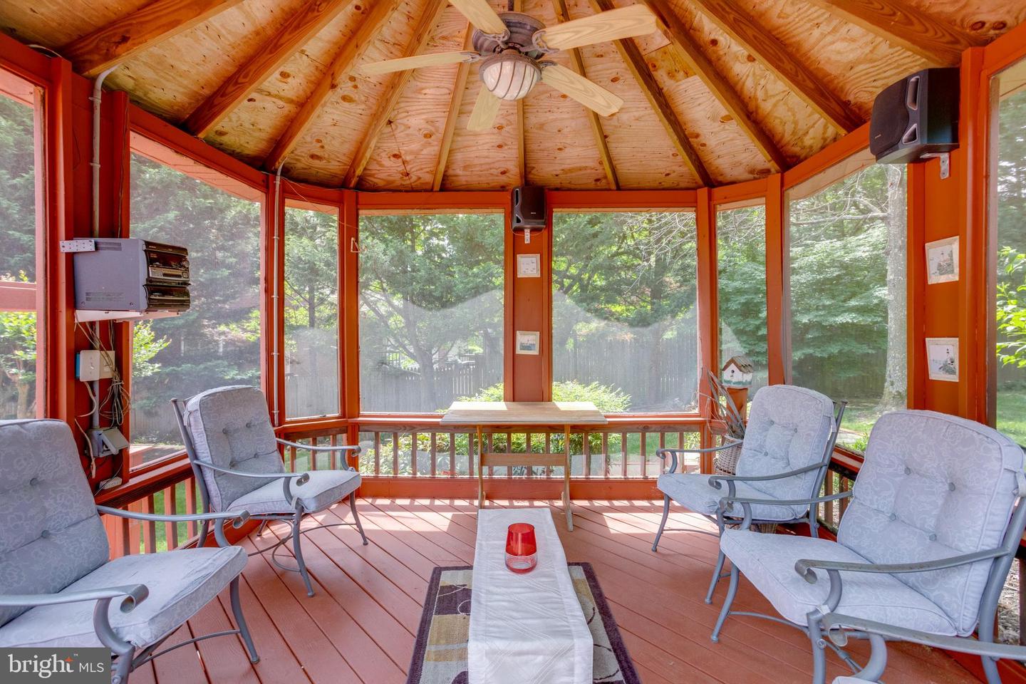 4918 SUNSET LN, ANNANDALE, Virginia 22003, 7 Bedrooms Bedrooms, ,6 BathroomsBathrooms,Residential,For sale,4918 SUNSET LN,VAFX2245166 MLS # VAFX2245166