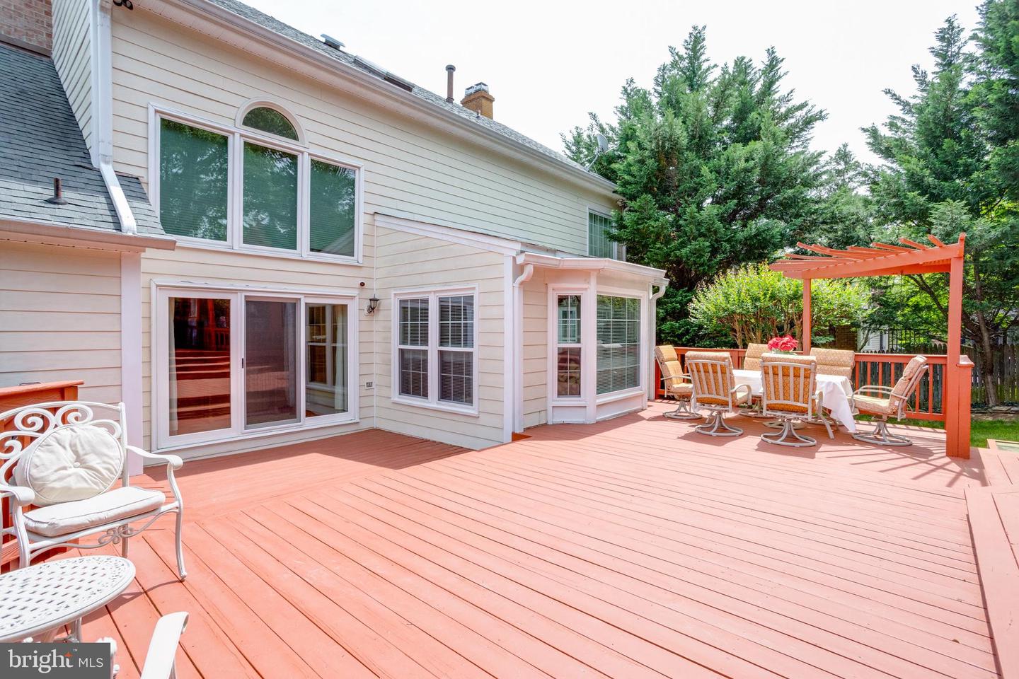 4918 SUNSET LN, ANNANDALE, Virginia 22003, 7 Bedrooms Bedrooms, ,6 BathroomsBathrooms,Residential,For sale,4918 SUNSET LN,VAFX2245166 MLS # VAFX2245166