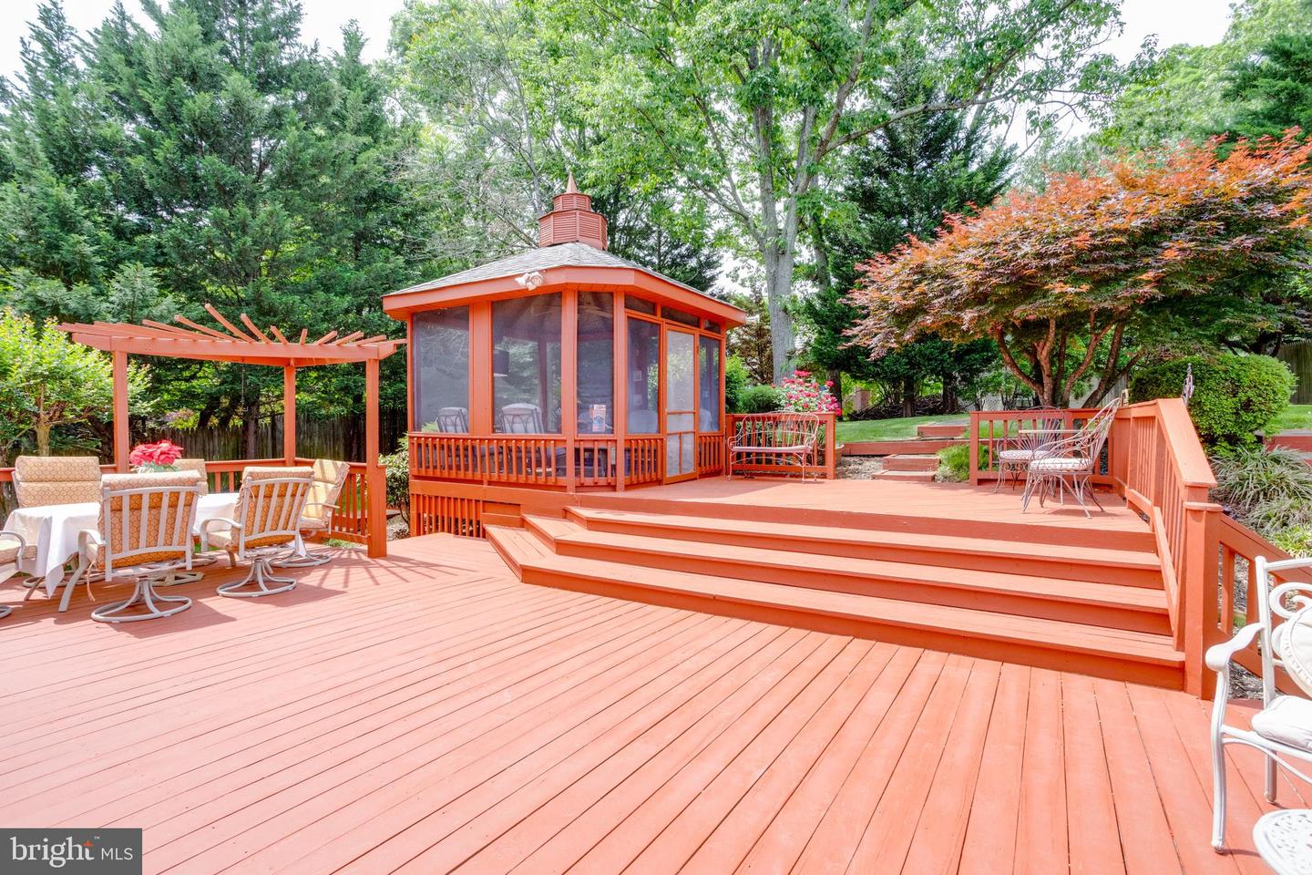 4918 SUNSET LN, ANNANDALE, Virginia 22003, 7 Bedrooms Bedrooms, ,6 BathroomsBathrooms,Residential,For sale,4918 SUNSET LN,VAFX2245166 MLS # VAFX2245166
