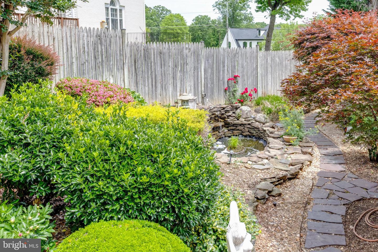 4918 SUNSET LN, ANNANDALE, Virginia 22003, 7 Bedrooms Bedrooms, ,6 BathroomsBathrooms,Residential,For sale,4918 SUNSET LN,VAFX2245166 MLS # VAFX2245166