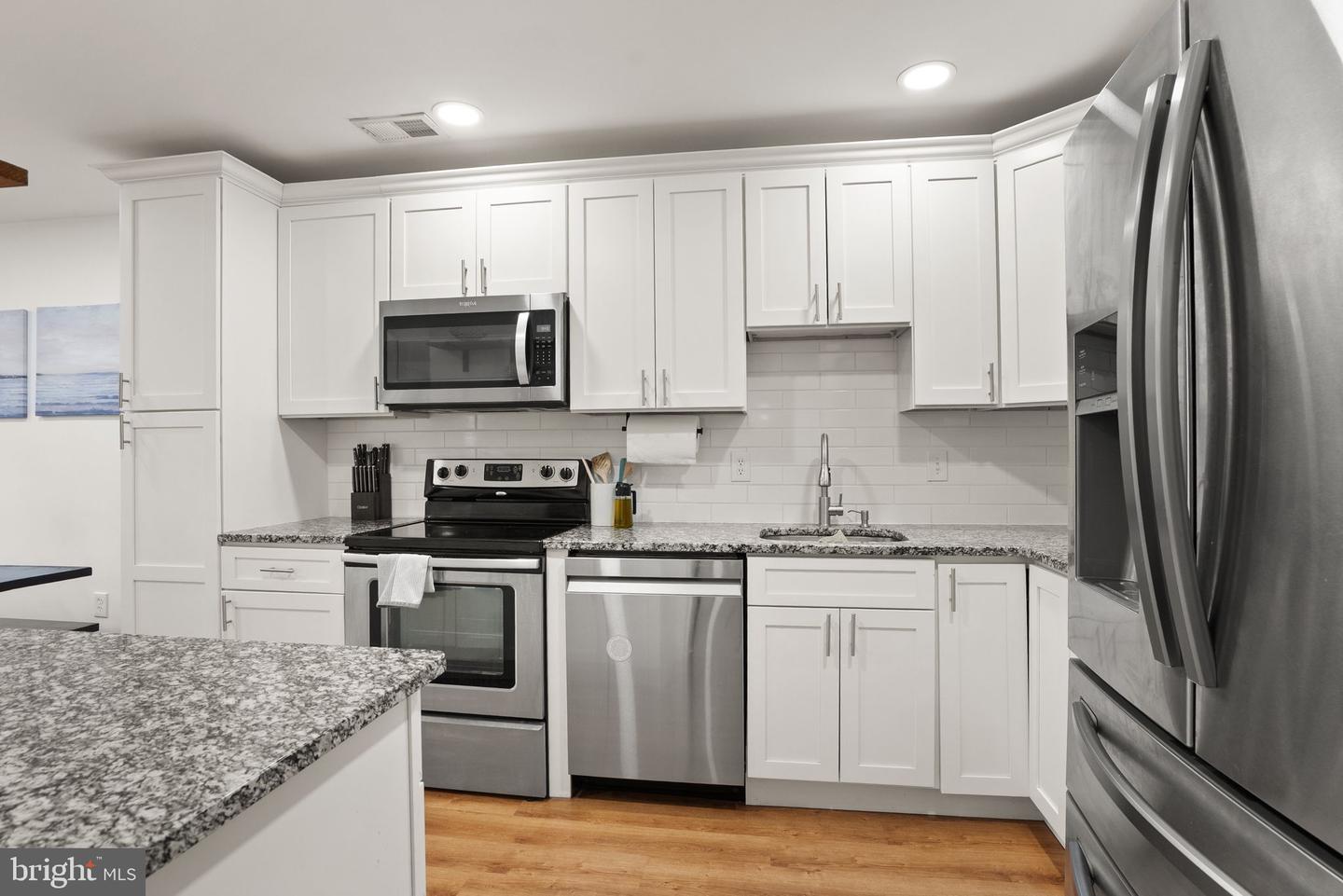 10627 SUMMER OAK CT, BURKE, Virginia 22015, 4 Bedrooms Bedrooms, ,2 BathroomsBathrooms,Residential,For sale,10627 SUMMER OAK CT,VAFX2245178 MLS # VAFX2245178