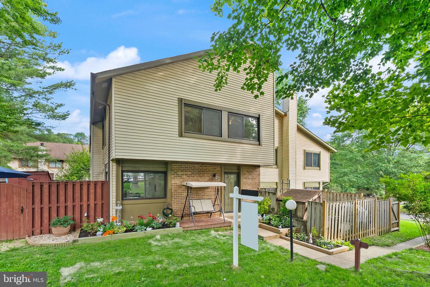 10627 SUMMER OAK CT, BURKE, Virginia 22015, 4 Bedrooms Bedrooms, ,2 BathroomsBathrooms,Residential,For sale,10627 SUMMER OAK CT,VAFX2245178 MLS # VAFX2245178
