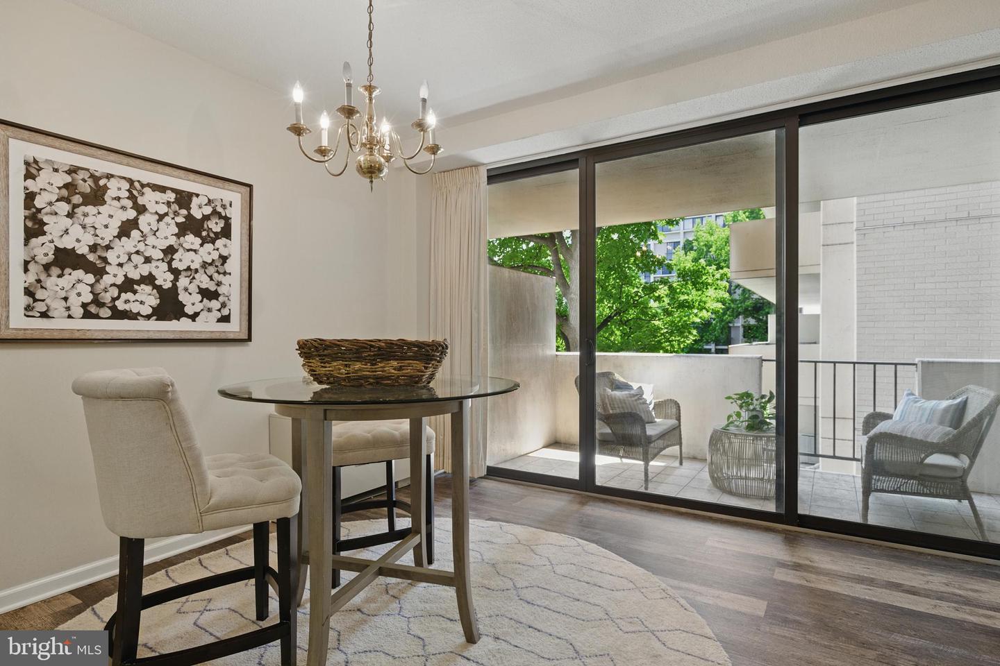 4141 N HENDERSON RD #326, ARLINGTON, Virginia 22203, 1 Bedroom Bedrooms, ,1 BathroomBathrooms,Residential,For sale,4141 N HENDERSON RD #326,VAAR2058668 MLS # VAAR2058668