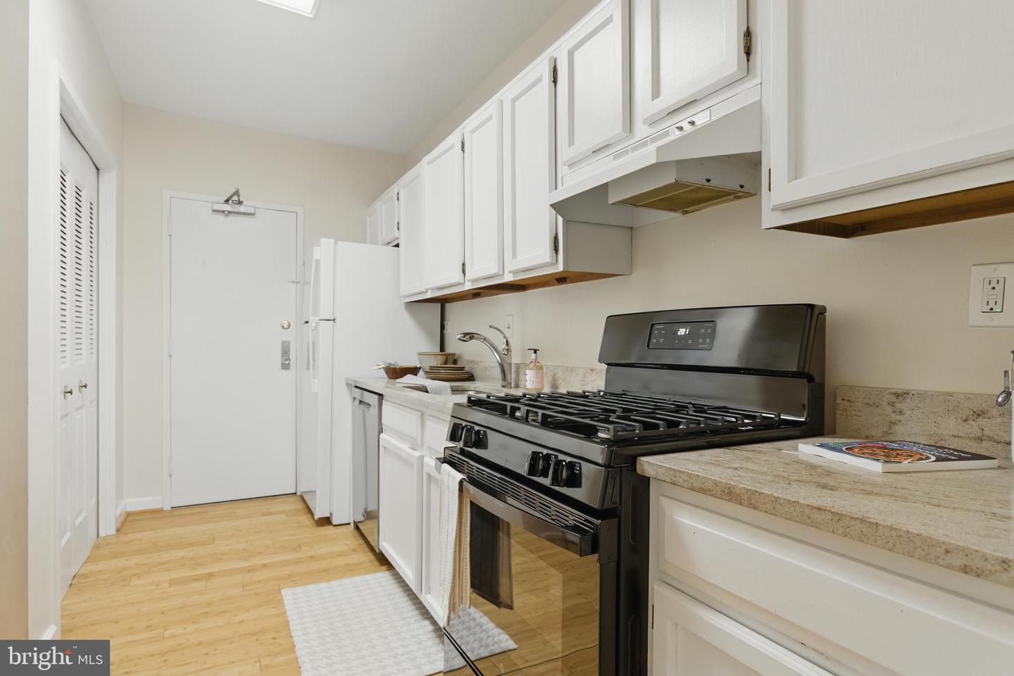 4141 N HENDERSON RD #326, ARLINGTON, Virginia 22203, 1 Bedroom Bedrooms, ,1 BathroomBathrooms,Residential,For sale,4141 N HENDERSON RD #326,VAAR2058668 MLS # VAAR2058668