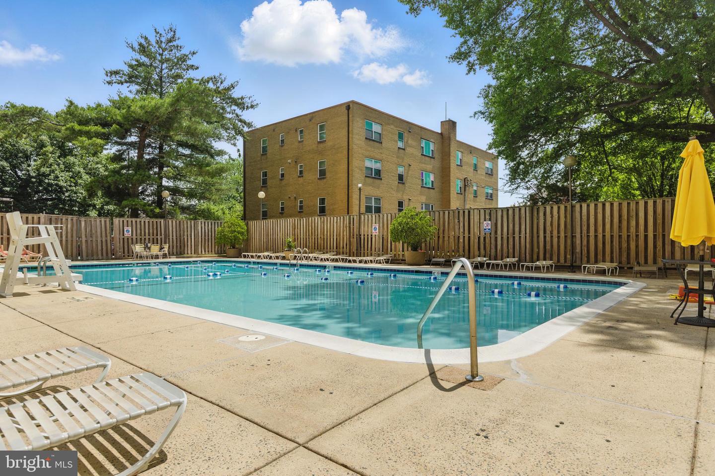 4141 N HENDERSON RD #326, ARLINGTON, Virginia 22203, 1 Bedroom Bedrooms, ,1 BathroomBathrooms,Residential,For sale,4141 N HENDERSON RD #326,VAAR2058668 MLS # VAAR2058668