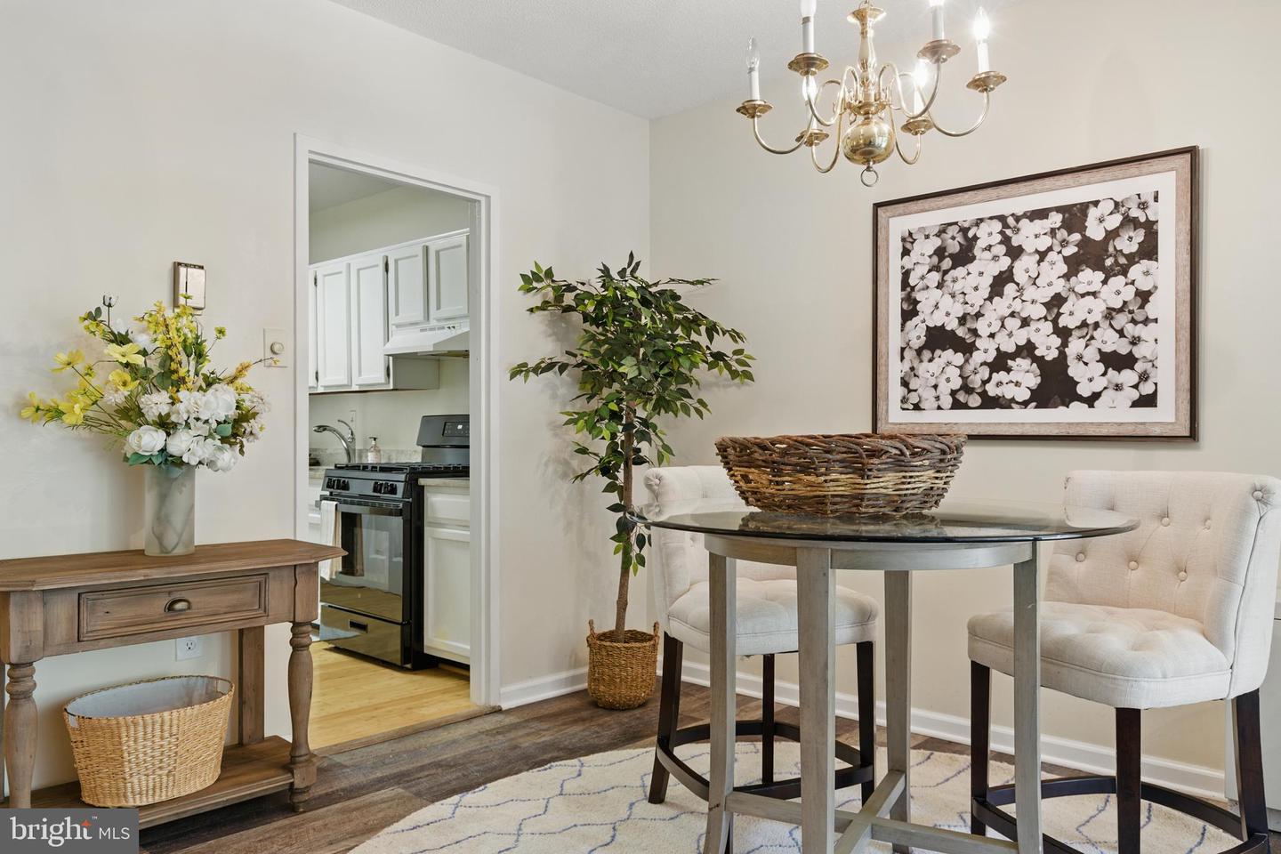 4141 N HENDERSON RD #326, ARLINGTON, Virginia 22203, 1 Bedroom Bedrooms, ,1 BathroomBathrooms,Residential,For sale,4141 N HENDERSON RD #326,VAAR2058668 MLS # VAAR2058668