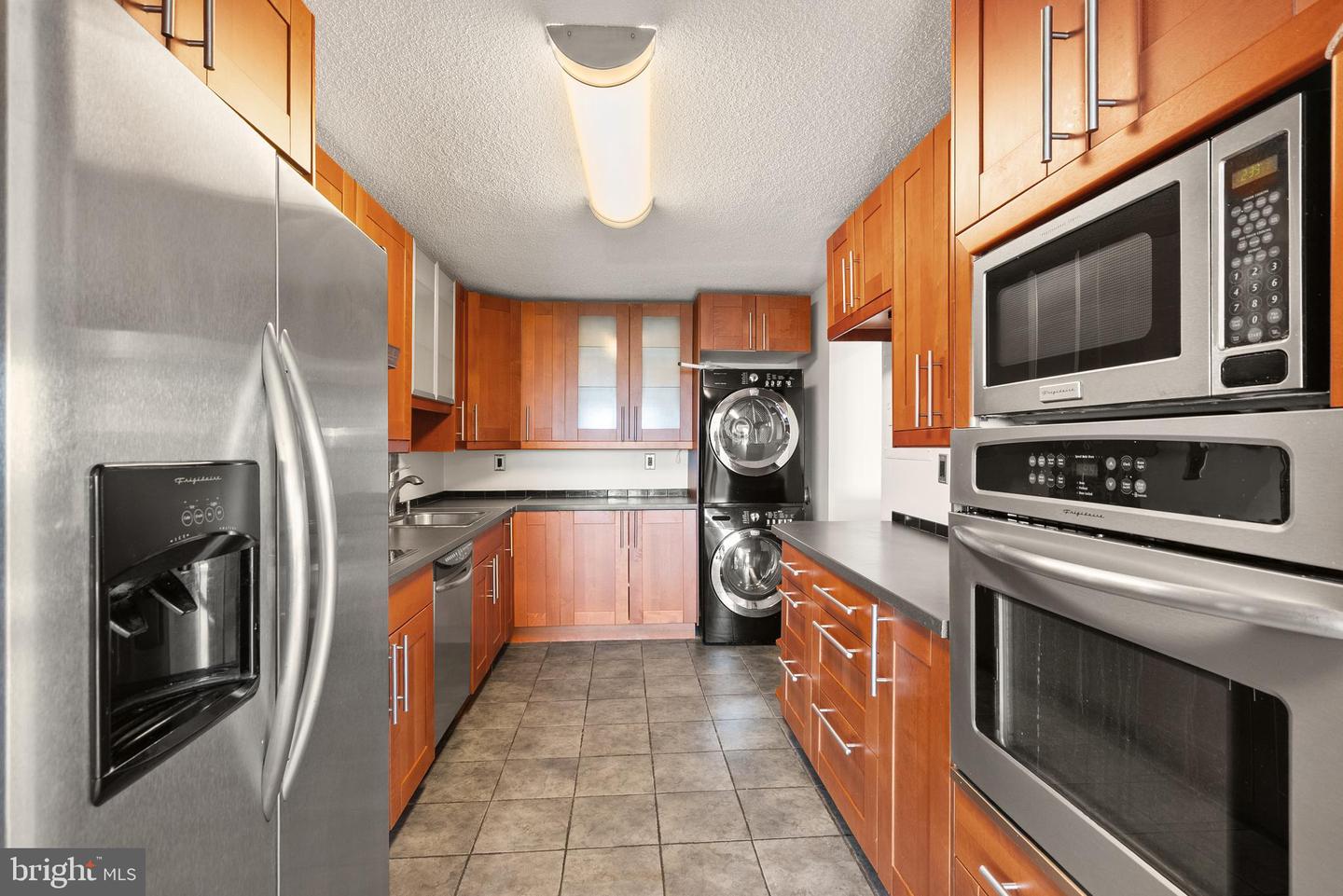 203 YOAKUM PKWY #1222, ALEXANDRIA, Virginia 22304, 2 Bedrooms Bedrooms, ,2 BathroomsBathrooms,Residential,For sale,203 YOAKUM PKWY #1222,VAAX2046068 MLS # VAAX2046068
