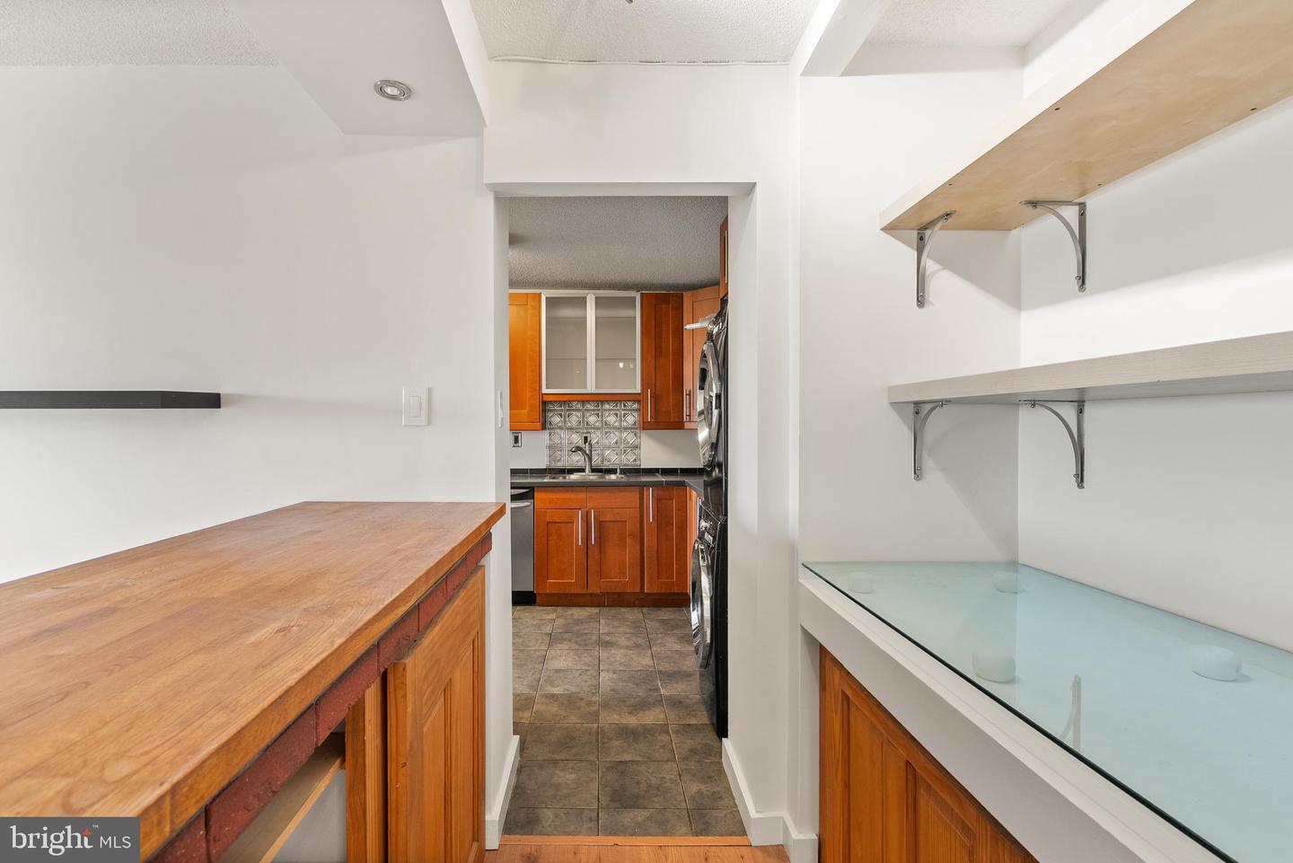 203 YOAKUM PKWY #1222, ALEXANDRIA, Virginia 22304, 2 Bedrooms Bedrooms, ,2 BathroomsBathrooms,Residential,For sale,203 YOAKUM PKWY #1222,VAAX2046068 MLS # VAAX2046068