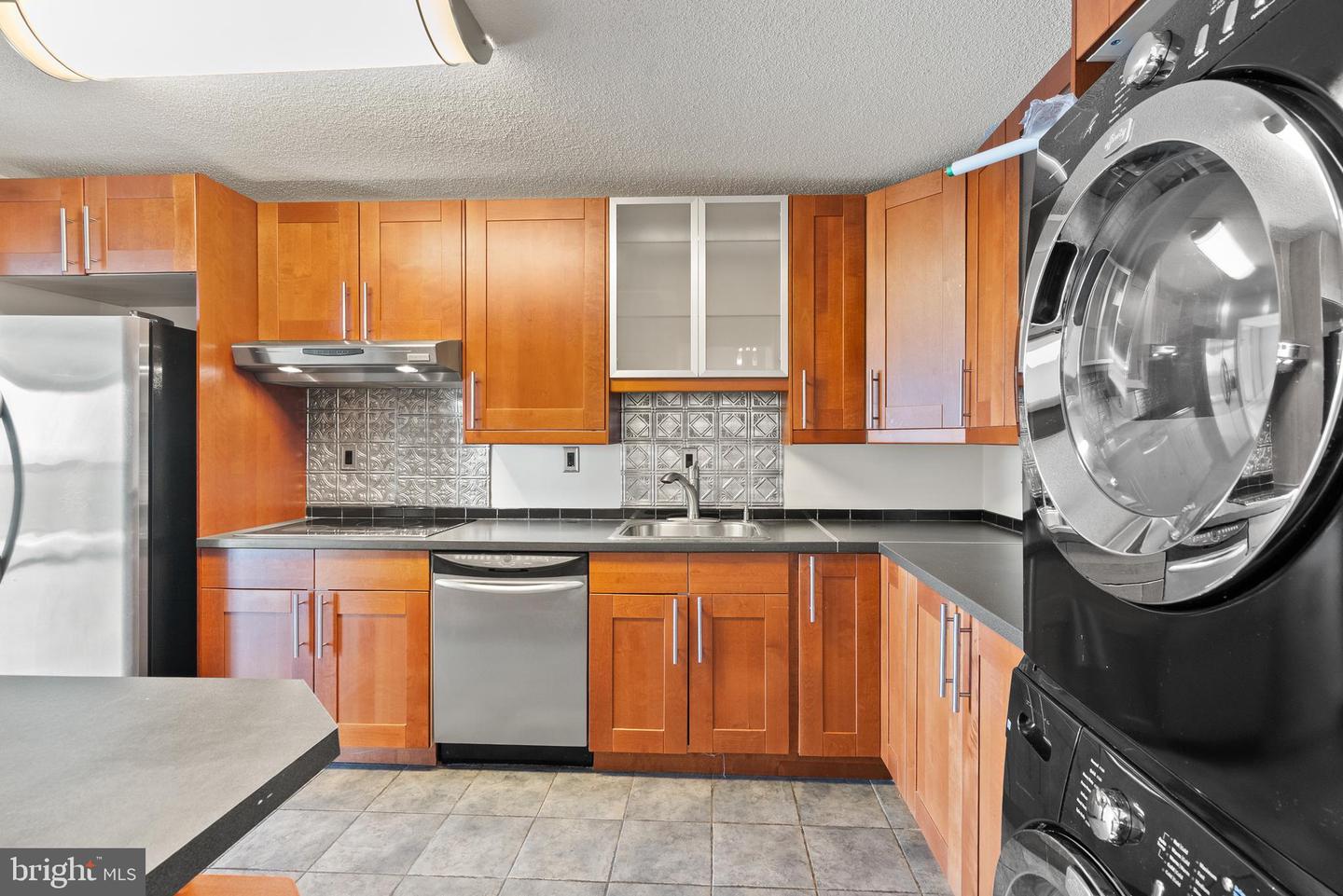 203 YOAKUM PKWY #1222, ALEXANDRIA, Virginia 22304, 2 Bedrooms Bedrooms, ,2 BathroomsBathrooms,Residential,For sale,203 YOAKUM PKWY #1222,VAAX2046068 MLS # VAAX2046068
