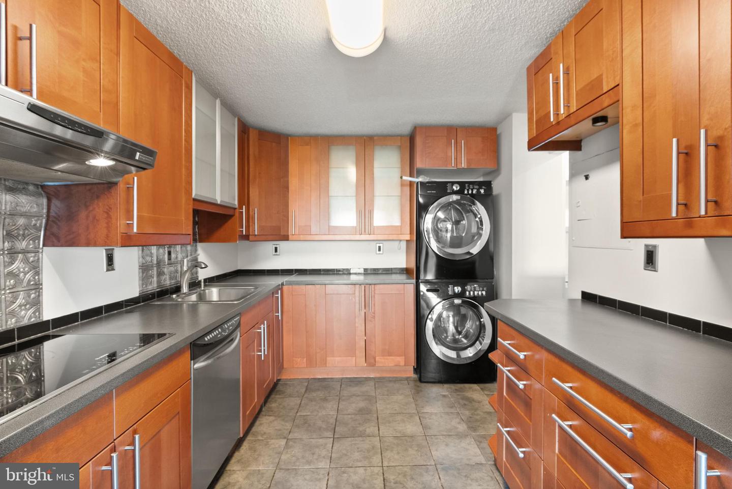 203 YOAKUM PKWY #1222, ALEXANDRIA, Virginia 22304, 2 Bedrooms Bedrooms, ,2 BathroomsBathrooms,Residential,For sale,203 YOAKUM PKWY #1222,VAAX2046068 MLS # VAAX2046068