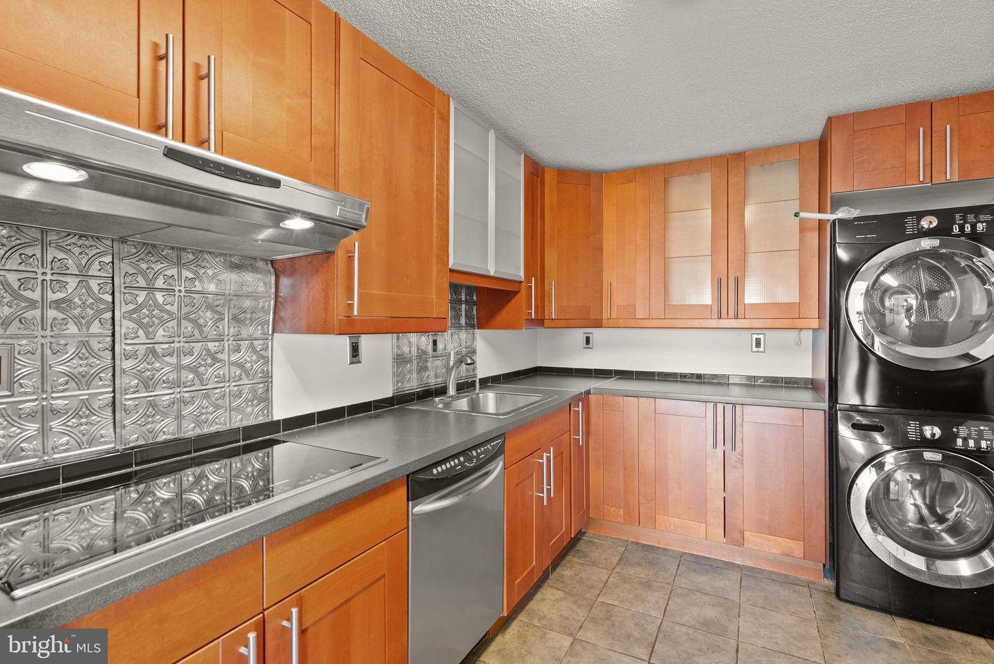 203 YOAKUM PKWY #1222, ALEXANDRIA, Virginia 22304, 2 Bedrooms Bedrooms, ,2 BathroomsBathrooms,Residential,For sale,203 YOAKUM PKWY #1222,VAAX2046068 MLS # VAAX2046068