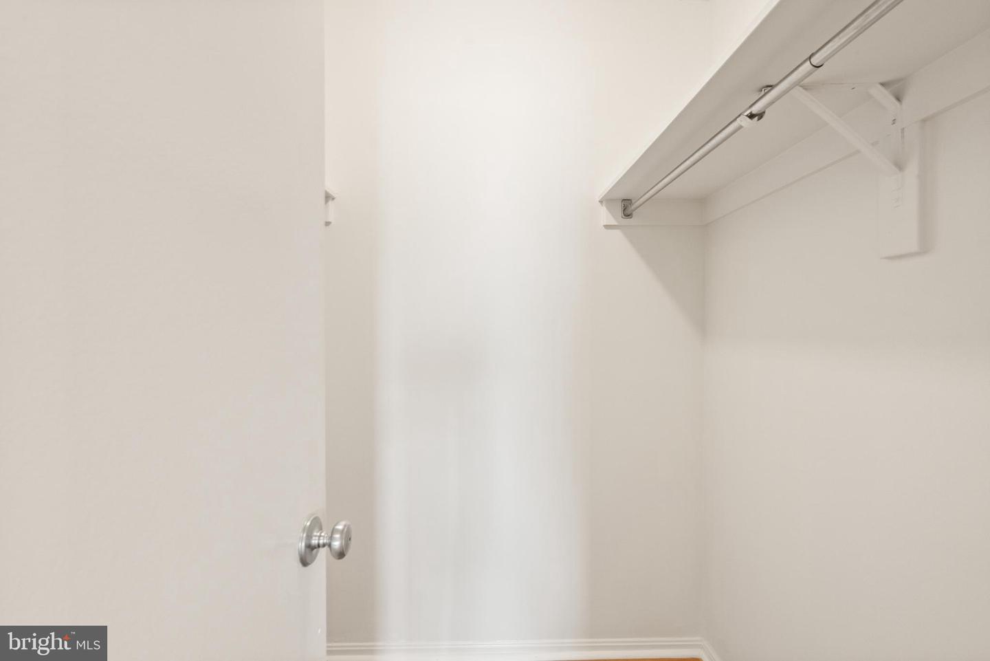 203 YOAKUM PKWY #1222, ALEXANDRIA, Virginia 22304, 2 Bedrooms Bedrooms, ,2 BathroomsBathrooms,Residential,For sale,203 YOAKUM PKWY #1222,VAAX2046068 MLS # VAAX2046068