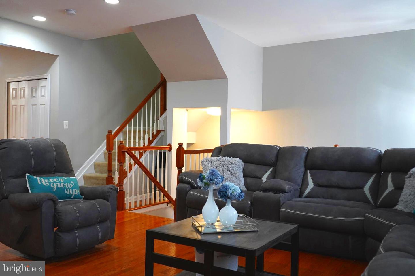 12013 KEMPS LANDING CIR, MANASSAS, Virginia 20109, 3 Bedrooms Bedrooms, ,3 BathroomsBathrooms,Residential,For sale,12013 KEMPS LANDING CIR,VAPW2096206 MLS # VAPW2096206