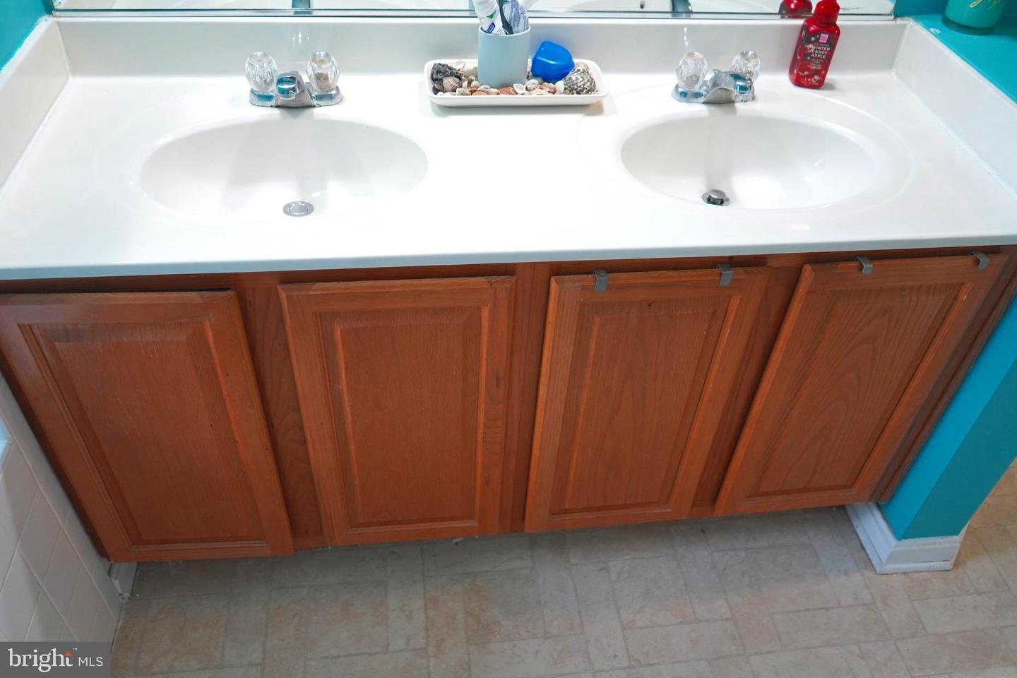 12013 KEMPS LANDING CIR, MANASSAS, Virginia 20109, 3 Bedrooms Bedrooms, ,3 BathroomsBathrooms,Residential,For sale,12013 KEMPS LANDING CIR,VAPW2096206 MLS # VAPW2096206