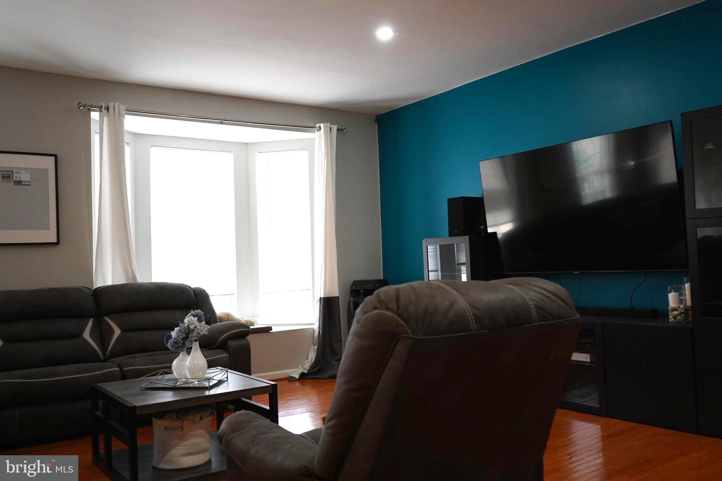 12013 KEMPS LANDING CIR, MANASSAS, Virginia 20109, 3 Bedrooms Bedrooms, ,3 BathroomsBathrooms,Residential,For sale,12013 KEMPS LANDING CIR,VAPW2096206 MLS # VAPW2096206