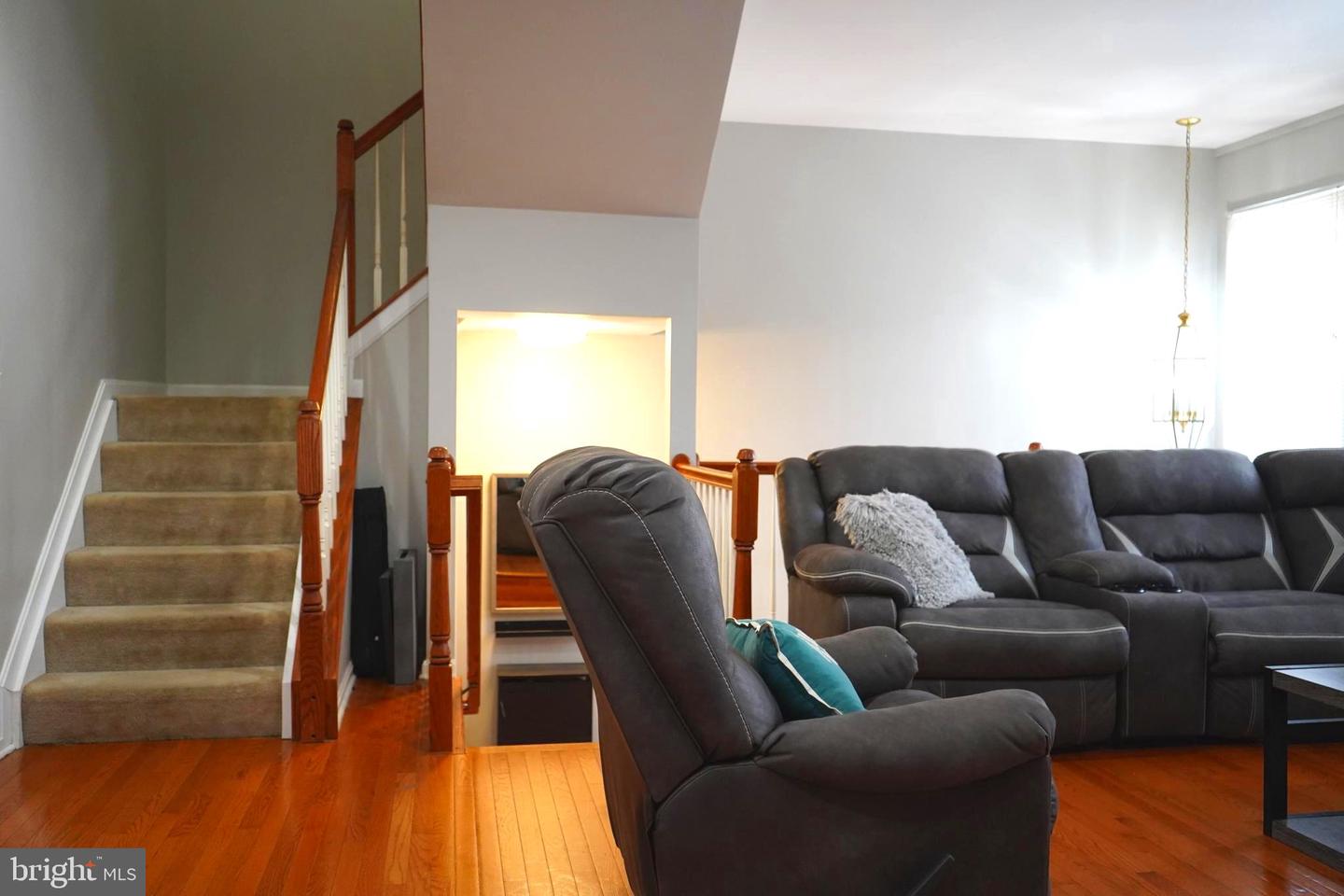 12013 KEMPS LANDING CIR, MANASSAS, Virginia 20109, 3 Bedrooms Bedrooms, ,3 BathroomsBathrooms,Residential,For sale,12013 KEMPS LANDING CIR,VAPW2096206 MLS # VAPW2096206