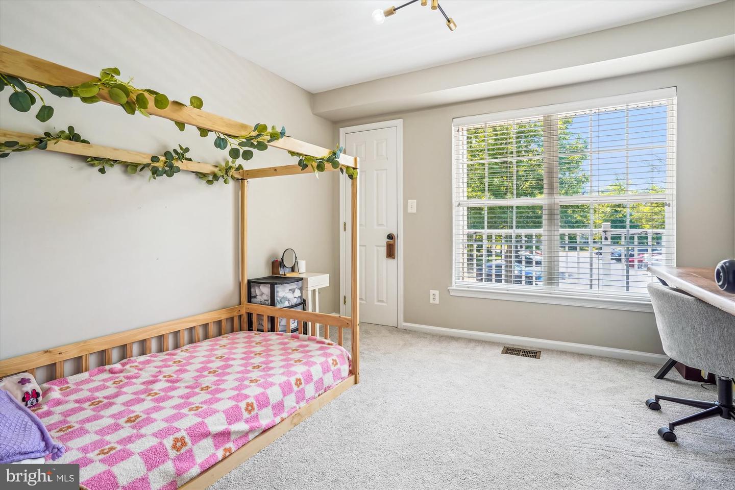5045 ANCHORSTONE DR #5045, WOODBRIDGE, Virginia 22192, 2 Bedrooms Bedrooms, ,2 BathroomsBathrooms,Residential,For sale,5045 ANCHORSTONE DR #5045,VAPW2096226 MLS # VAPW2096226
