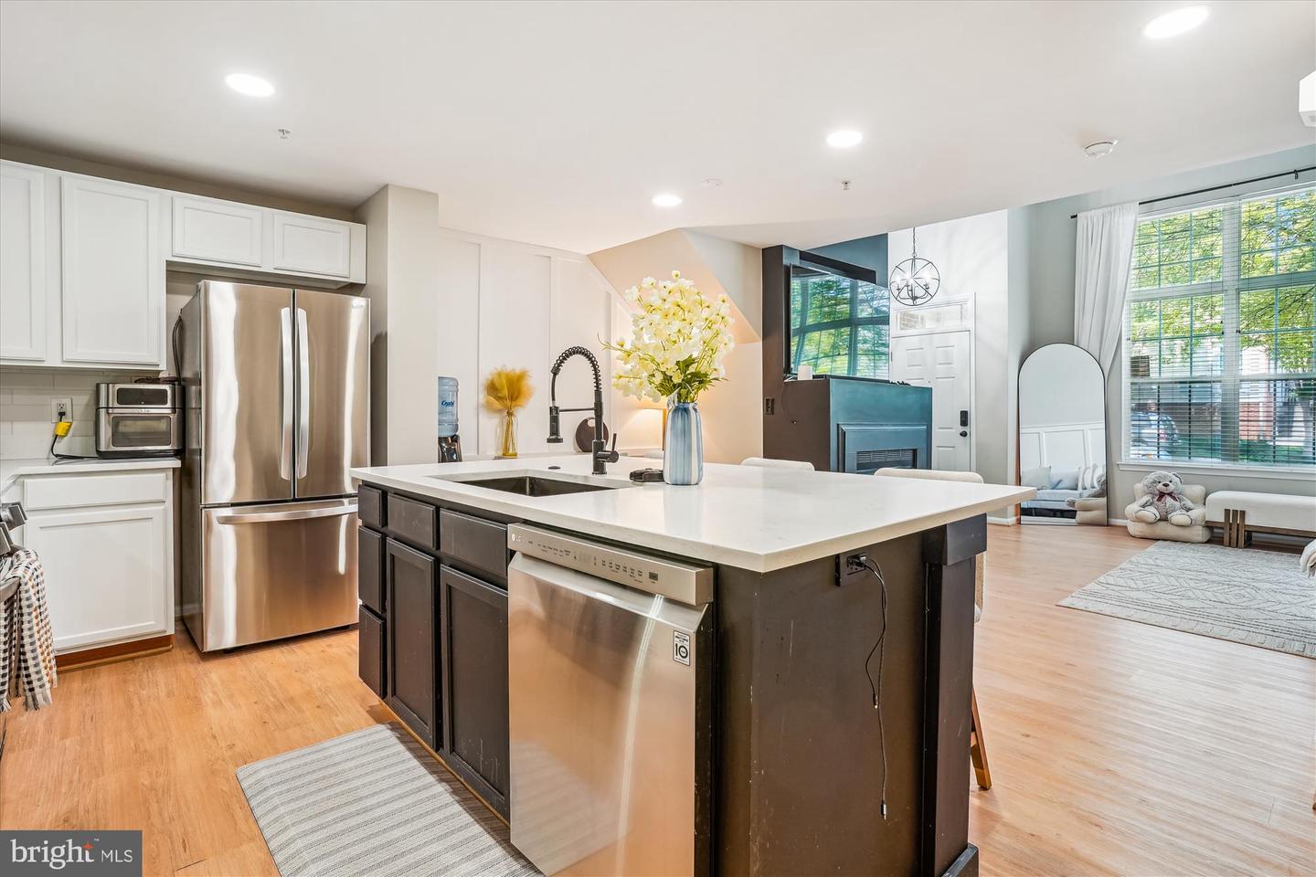 5045 ANCHORSTONE DR #5045, WOODBRIDGE, Virginia 22192, 2 Bedrooms Bedrooms, ,2 BathroomsBathrooms,Residential,For sale,5045 ANCHORSTONE DR #5045,VAPW2096226 MLS # VAPW2096226