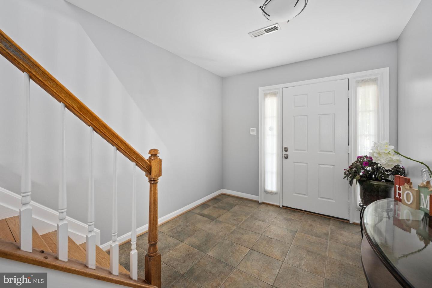 6164 KENDRA WAY, CENTREVILLE, Virginia 20121, 3 Bedrooms Bedrooms, ,2 BathroomsBathrooms,Residential,For sale,6164 KENDRA WAY,VAFX2245512 MLS # VAFX2245512
