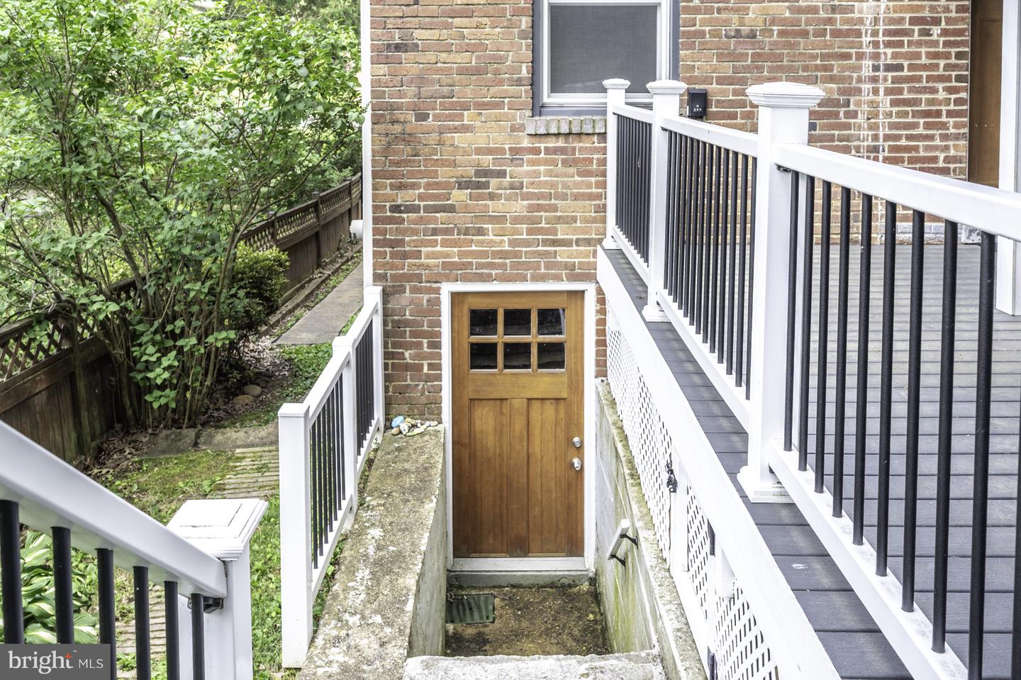 4741 20TH ST N, ARLINGTON, Virginia 22207, 3 Bedrooms Bedrooms, ,2 BathroomsBathrooms,Residential,For sale,4741 20TH ST N,VAAR2058714 MLS # VAAR2058714