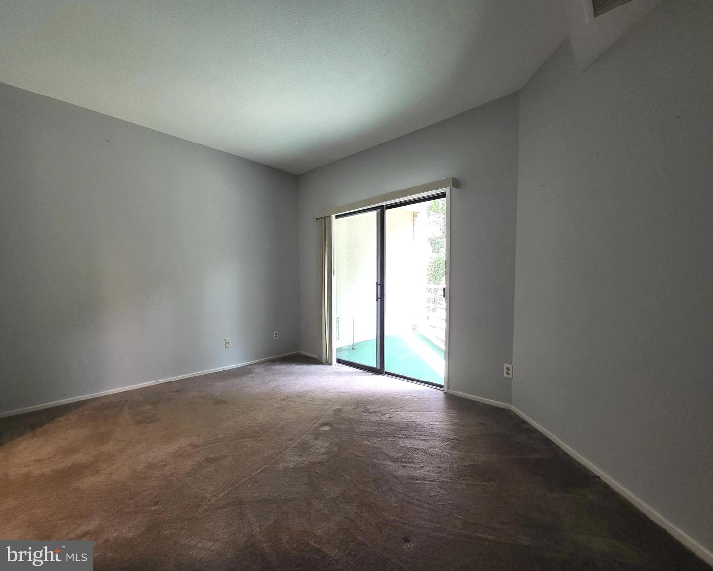 1951 SAGEWOOD LN #122, RESTON, Virginia 20191, 1 Bedroom Bedrooms, ,1 BathroomBathrooms,Residential,For sale,1951 SAGEWOOD LN #122,VAFX2245552 MLS # VAFX2245552