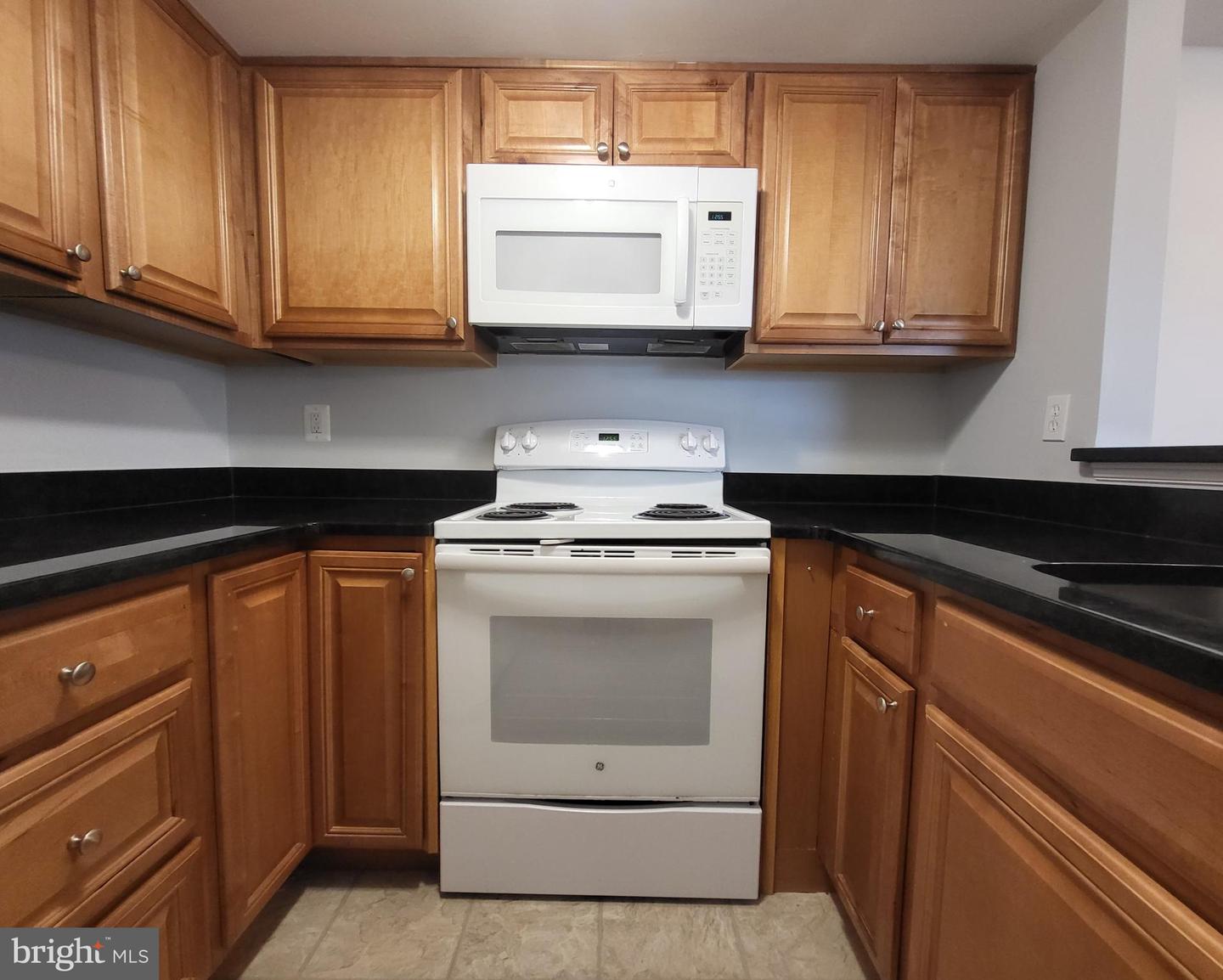 1951 SAGEWOOD LN #122, RESTON, Virginia 20191, 1 Bedroom Bedrooms, ,1 BathroomBathrooms,Residential,For sale,1951 SAGEWOOD LN #122,VAFX2245552 MLS # VAFX2245552