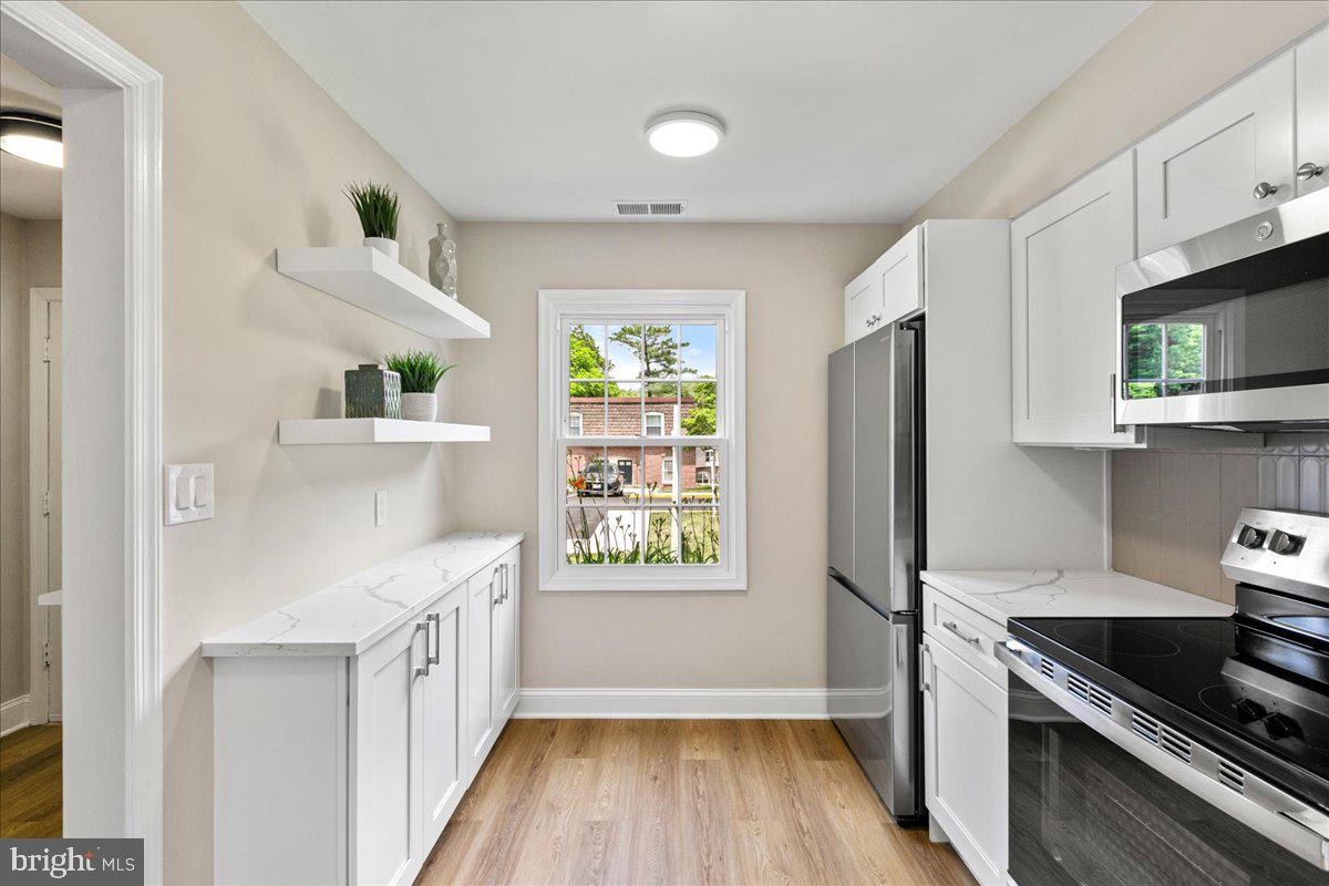 8101 KINGSWAY CT #257, SPRINGFIELD, Virginia 22152, 2 Bedrooms Bedrooms, ,1 BathroomBathrooms,Residential,For sale,8101 KINGSWAY CT #257,VAFX2245620 MLS # VAFX2245620