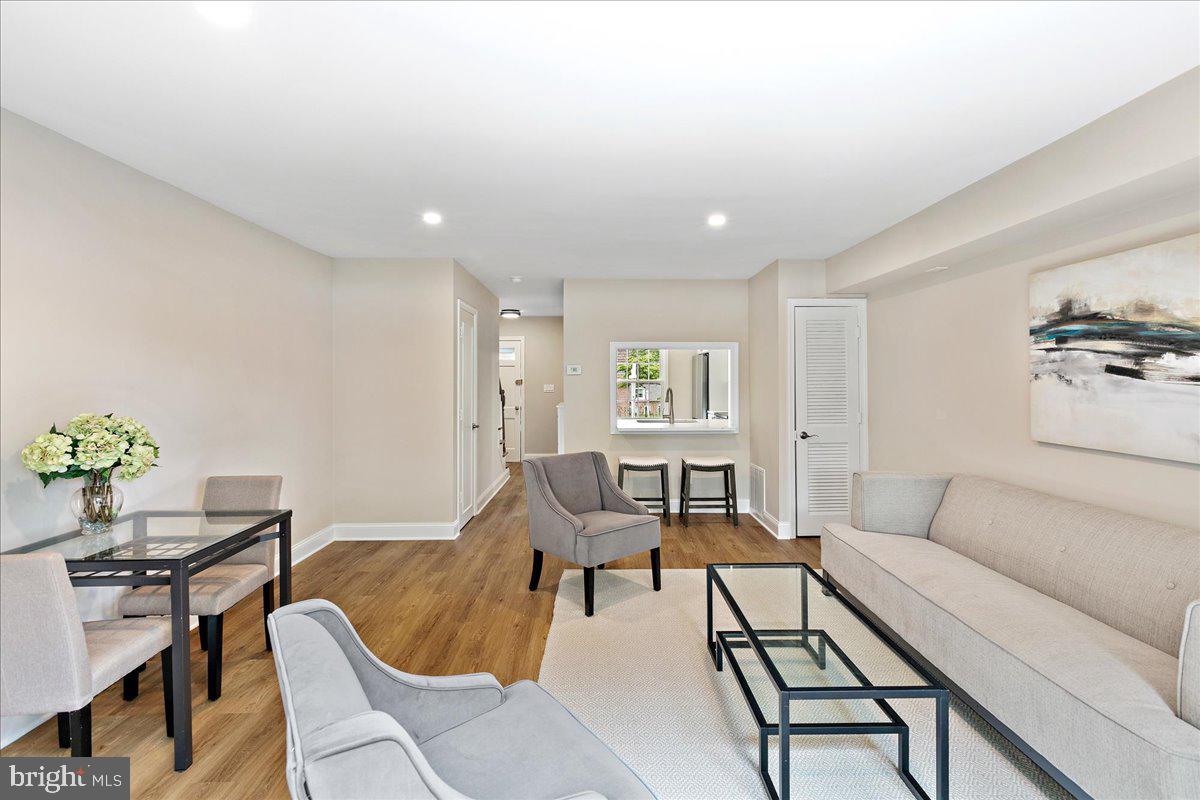 8101 KINGSWAY CT #257, SPRINGFIELD, Virginia 22152, 2 Bedrooms Bedrooms, ,1 BathroomBathrooms,Residential,For sale,8101 KINGSWAY CT #257,VAFX2245620 MLS # VAFX2245620