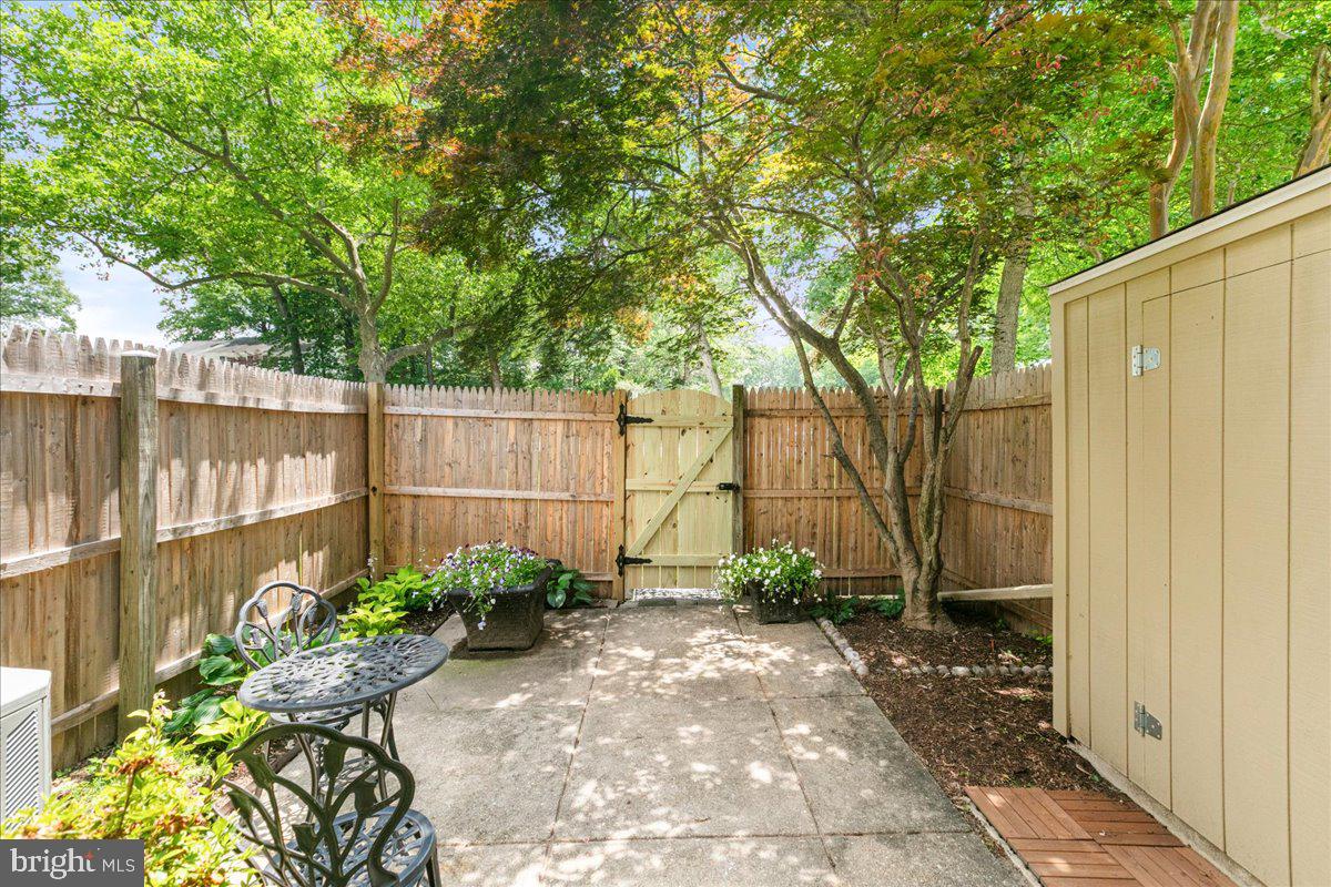 8101 KINGSWAY CT #257, SPRINGFIELD, Virginia 22152, 2 Bedrooms Bedrooms, ,1 BathroomBathrooms,Residential,For sale,8101 KINGSWAY CT #257,VAFX2245620 MLS # VAFX2245620