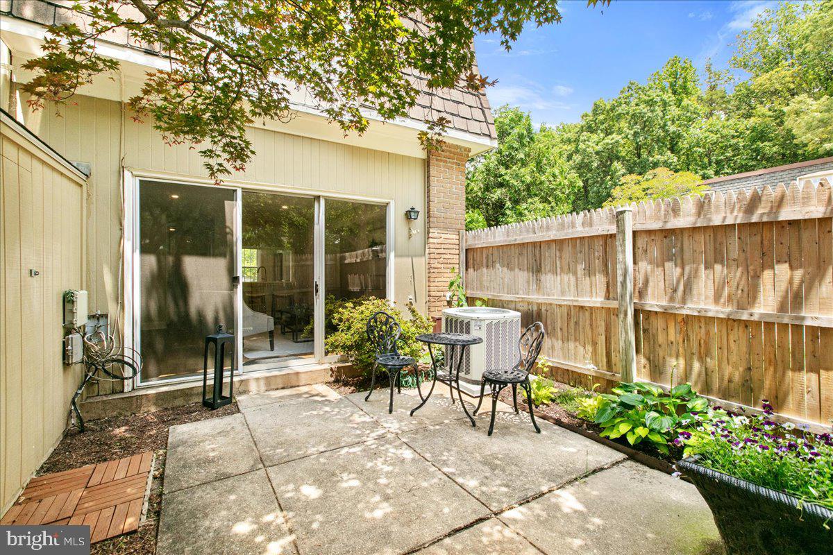 8101 KINGSWAY CT #257, SPRINGFIELD, Virginia 22152, 2 Bedrooms Bedrooms, ,1 BathroomBathrooms,Residential,For sale,8101 KINGSWAY CT #257,VAFX2245620 MLS # VAFX2245620