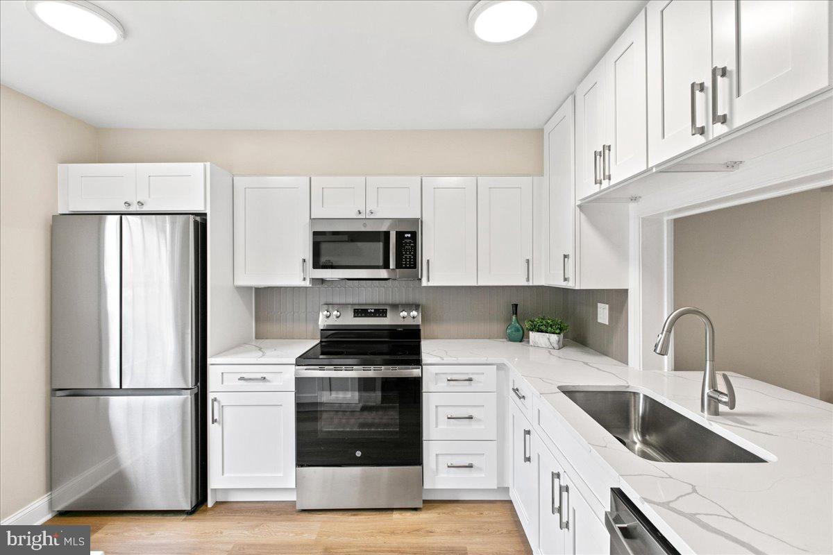 8101 KINGSWAY CT #257, SPRINGFIELD, Virginia 22152, 2 Bedrooms Bedrooms, ,1 BathroomBathrooms,Residential,For sale,8101 KINGSWAY CT #257,VAFX2245620 MLS # VAFX2245620