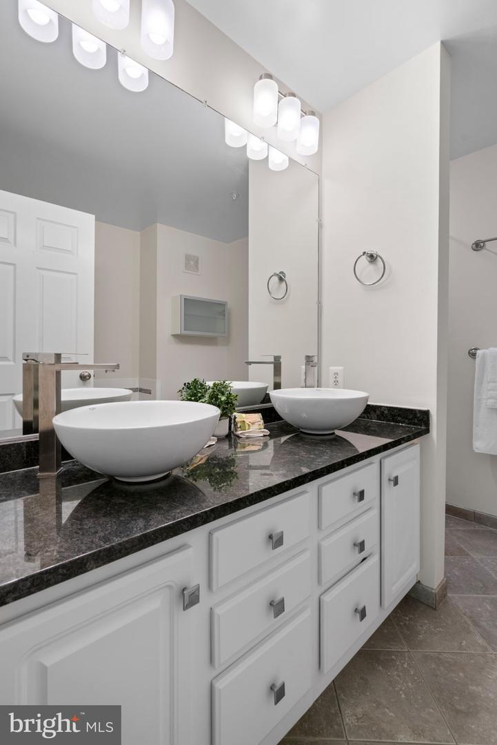 12755 FAIR CREST CT #304, FAIRFAX, Virginia 22033, 2 Bedrooms Bedrooms, ,2 BathroomsBathrooms,Residential,For sale,12755 FAIR CREST CT #304,VAFX2245700 MLS # VAFX2245700