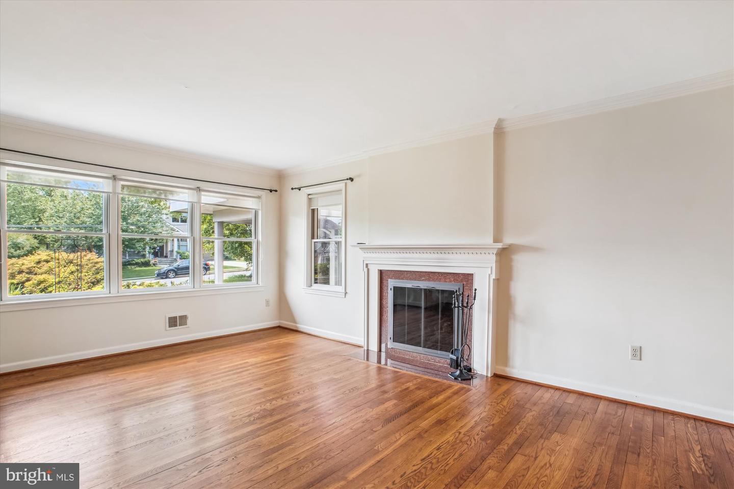 3529 N NOTTINGHAM ST, ARLINGTON, Virginia 22207, 3 Bedrooms Bedrooms, ,2 BathroomsBathrooms,Residential,For sale,3529 N NOTTINGHAM ST,VAAR2058760 MLS # VAAR2058760