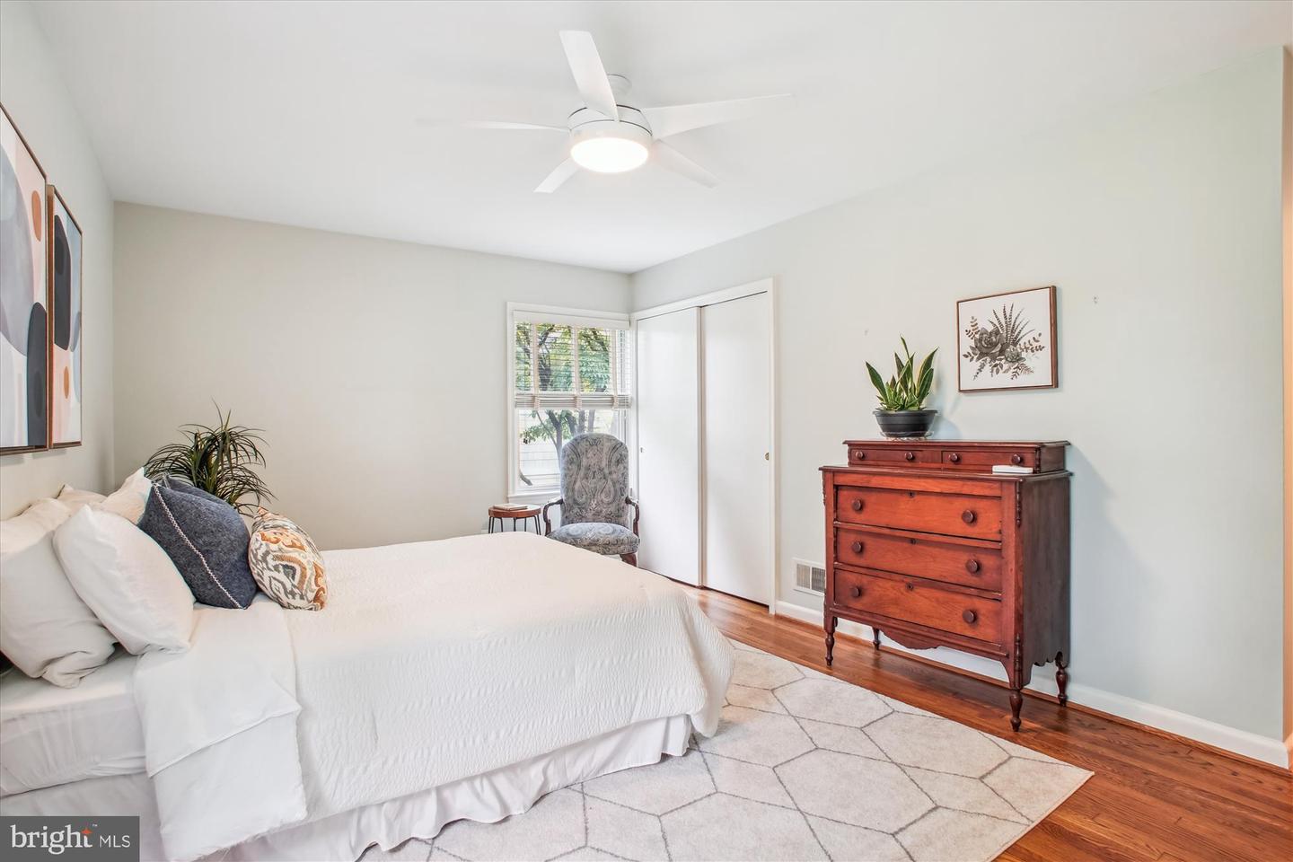 3529 N NOTTINGHAM ST, ARLINGTON, Virginia 22207, 3 Bedrooms Bedrooms, ,2 BathroomsBathrooms,Residential,For sale,3529 N NOTTINGHAM ST,VAAR2058760 MLS # VAAR2058760