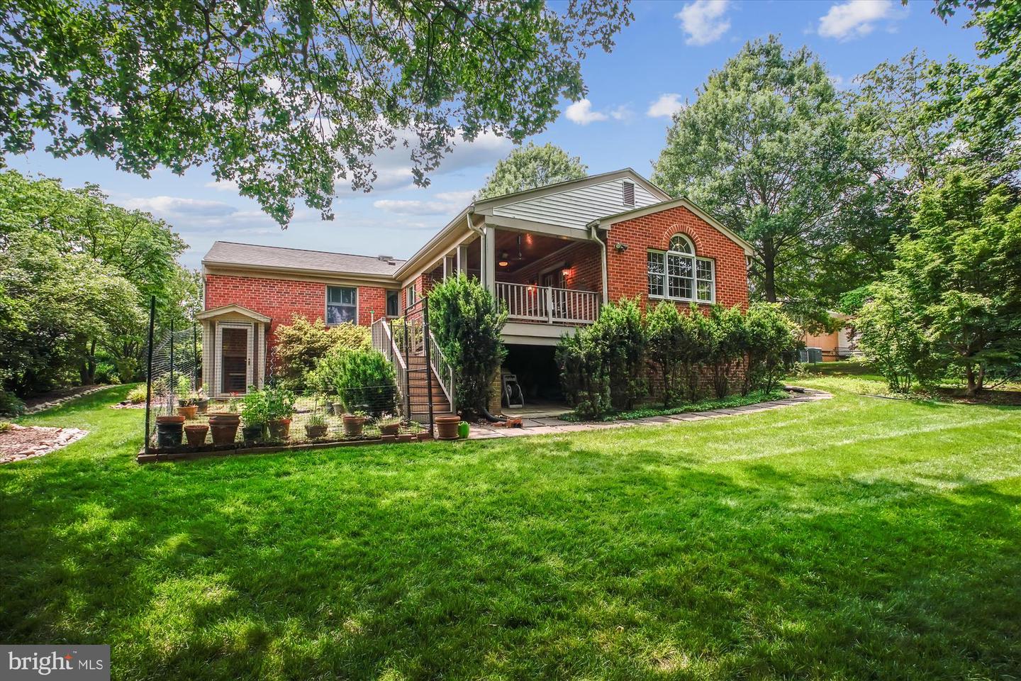 3529 N NOTTINGHAM ST, ARLINGTON, Virginia 22207, 3 Bedrooms Bedrooms, ,2 BathroomsBathrooms,Residential,For sale,3529 N NOTTINGHAM ST,VAAR2058760 MLS # VAAR2058760