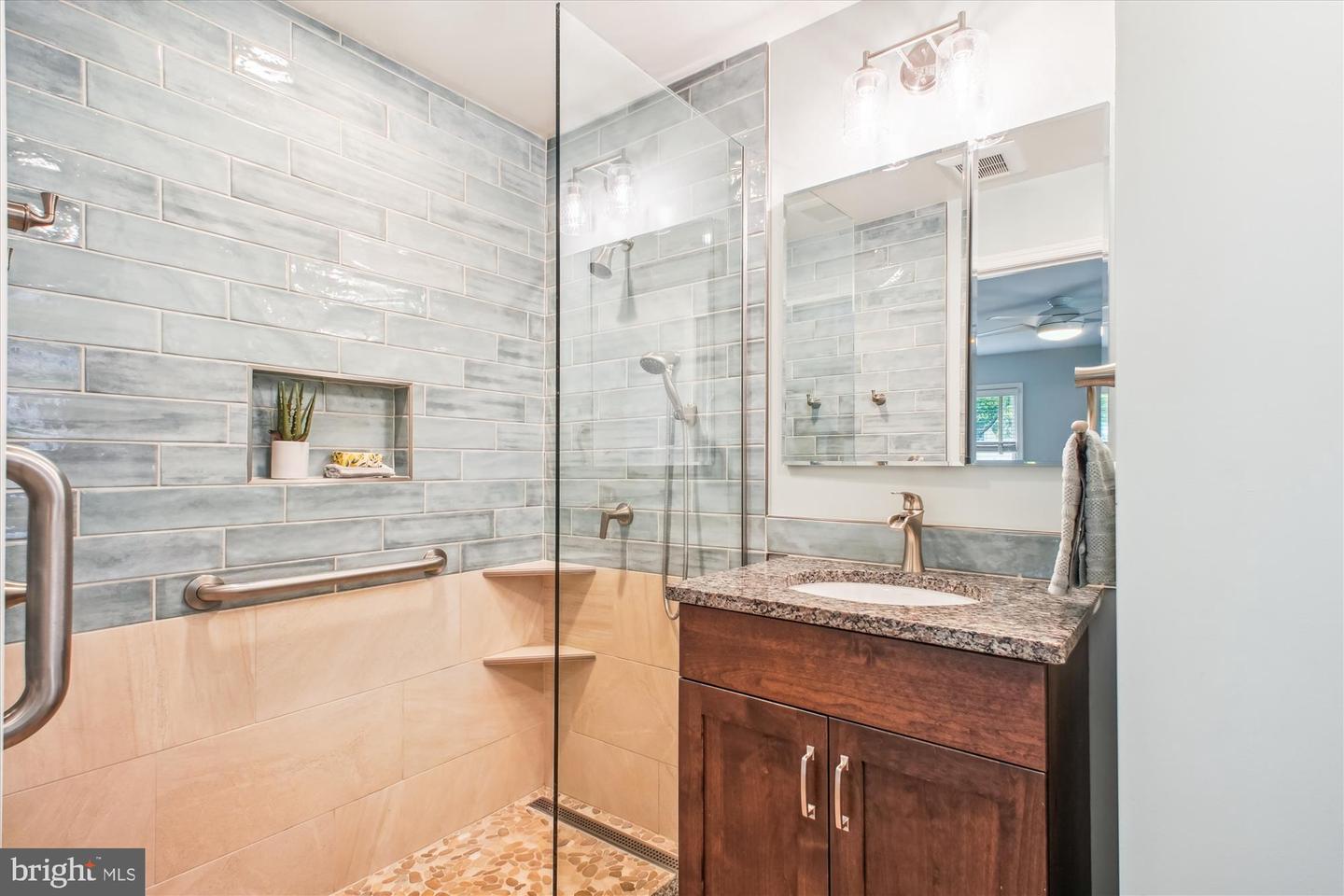 3529 N NOTTINGHAM ST, ARLINGTON, Virginia 22207, 3 Bedrooms Bedrooms, ,2 BathroomsBathrooms,Residential,For sale,3529 N NOTTINGHAM ST,VAAR2058760 MLS # VAAR2058760