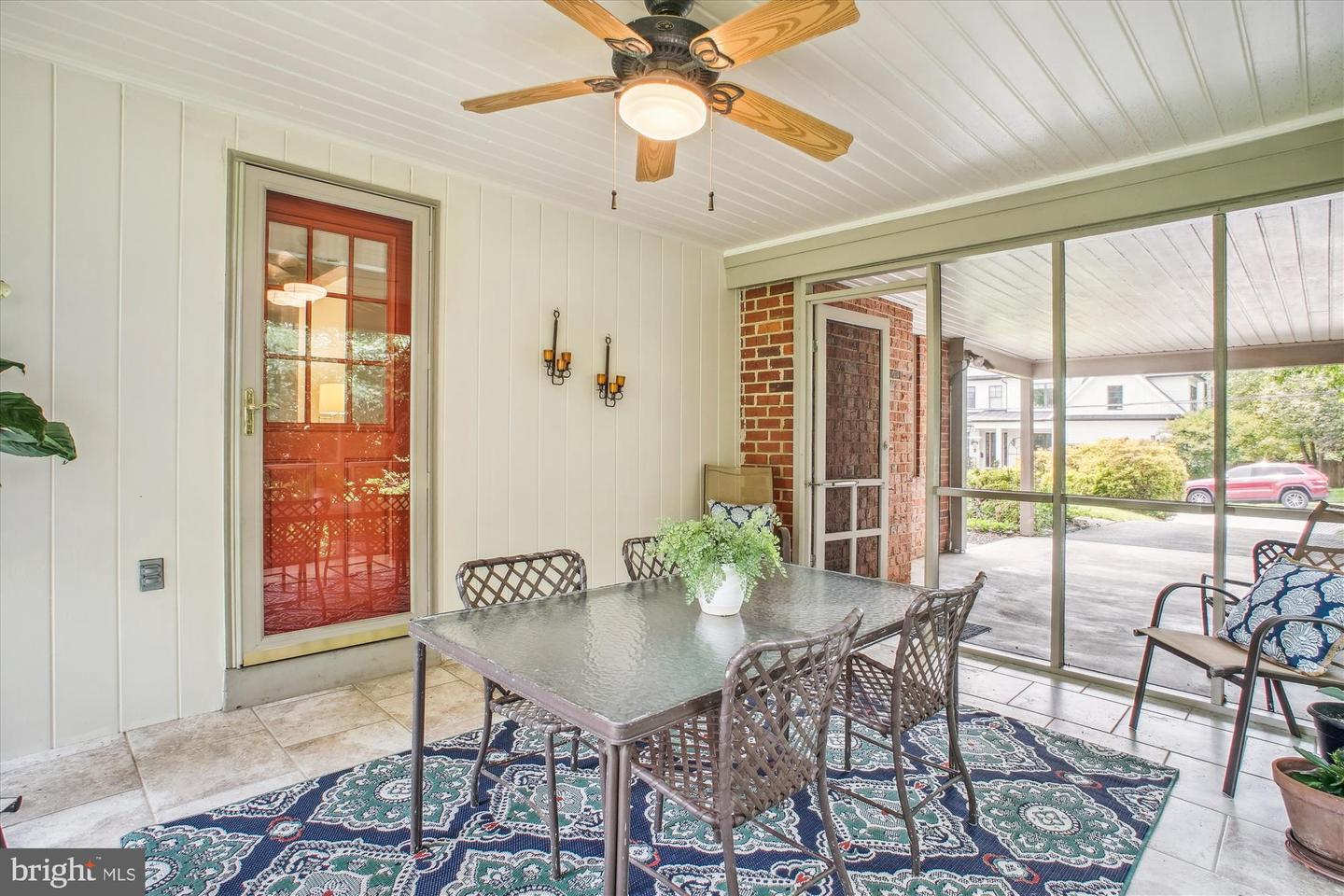 3529 N NOTTINGHAM ST, ARLINGTON, Virginia 22207, 3 Bedrooms Bedrooms, ,2 BathroomsBathrooms,Residential,For sale,3529 N NOTTINGHAM ST,VAAR2058760 MLS # VAAR2058760