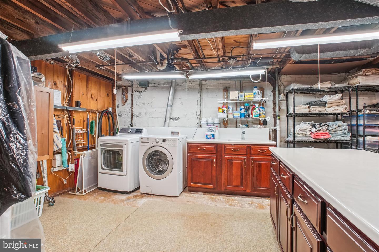 3529 N NOTTINGHAM ST, ARLINGTON, Virginia 22207, 3 Bedrooms Bedrooms, ,2 BathroomsBathrooms,Residential,For sale,3529 N NOTTINGHAM ST,VAAR2058760 MLS # VAAR2058760