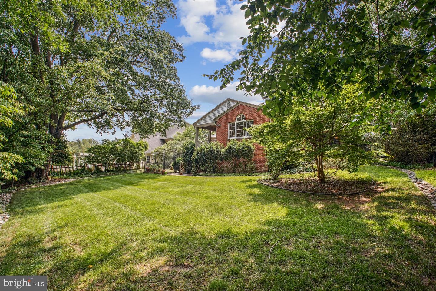 3529 N NOTTINGHAM ST, ARLINGTON, Virginia 22207, 3 Bedrooms Bedrooms, ,2 BathroomsBathrooms,Residential,For sale,3529 N NOTTINGHAM ST,VAAR2058760 MLS # VAAR2058760