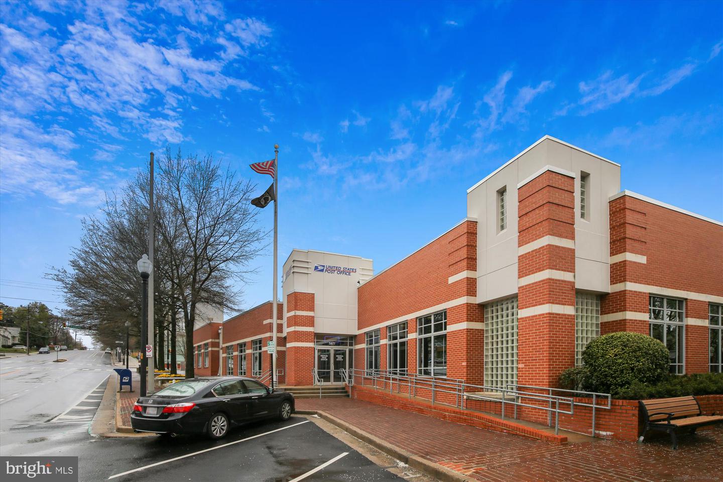 3529 N NOTTINGHAM ST, ARLINGTON, Virginia 22207, 3 Bedrooms Bedrooms, ,2 BathroomsBathrooms,Residential,For sale,3529 N NOTTINGHAM ST,VAAR2058760 MLS # VAAR2058760