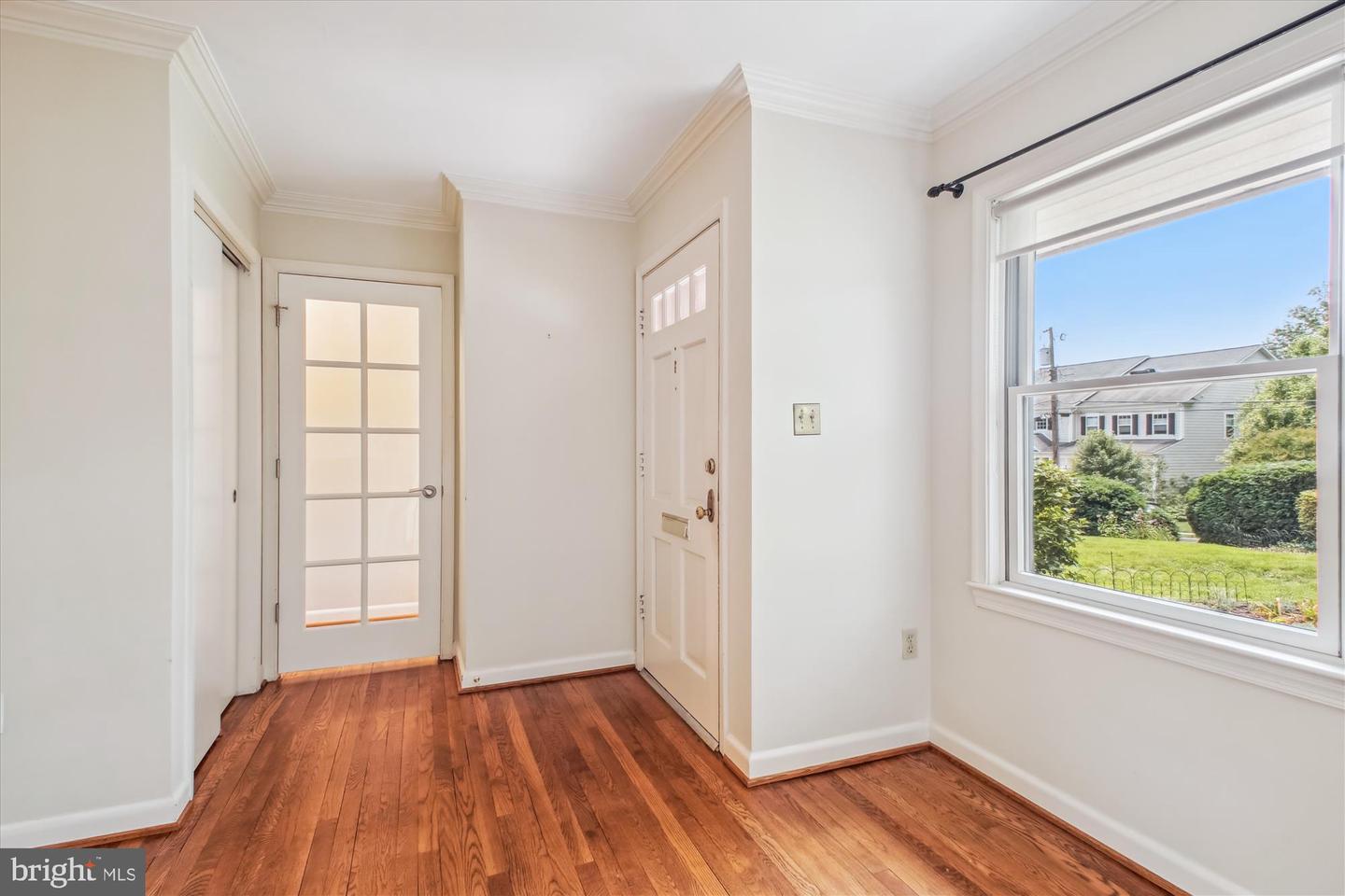 3529 N NOTTINGHAM ST, ARLINGTON, Virginia 22207, 3 Bedrooms Bedrooms, ,2 BathroomsBathrooms,Residential,For sale,3529 N NOTTINGHAM ST,VAAR2058760 MLS # VAAR2058760