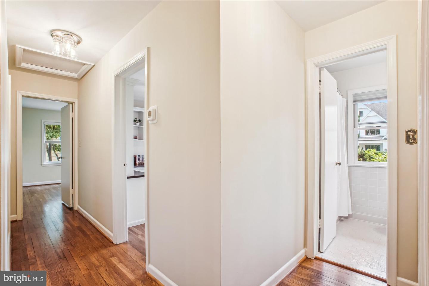 3529 N NOTTINGHAM ST, ARLINGTON, Virginia 22207, 3 Bedrooms Bedrooms, ,2 BathroomsBathrooms,Residential,For sale,3529 N NOTTINGHAM ST,VAAR2058760 MLS # VAAR2058760