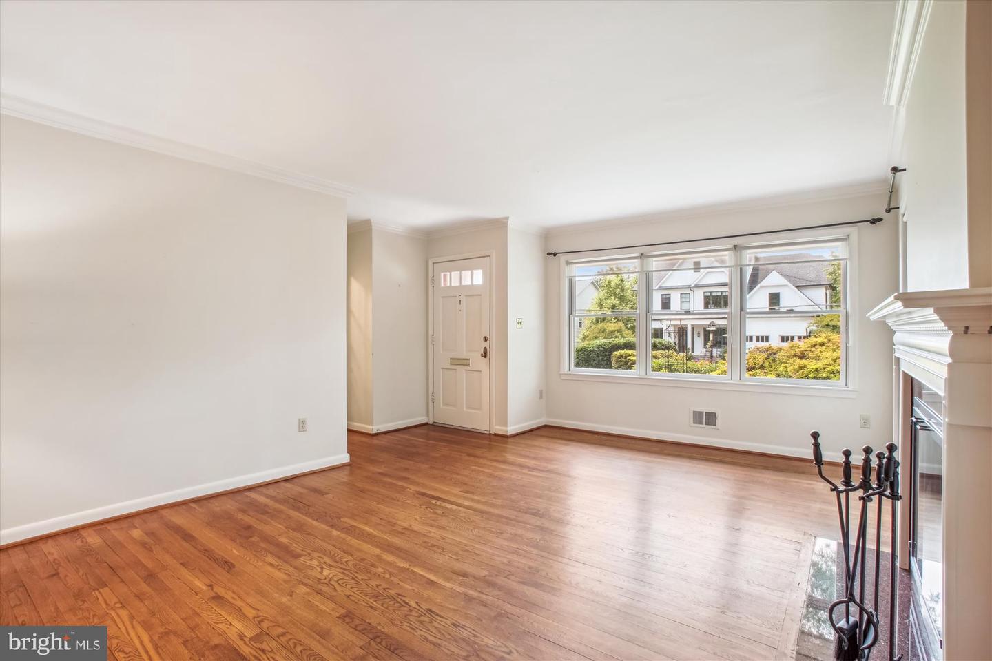 3529 N NOTTINGHAM ST, ARLINGTON, Virginia 22207, 3 Bedrooms Bedrooms, ,2 BathroomsBathrooms,Residential,For sale,3529 N NOTTINGHAM ST,VAAR2058760 MLS # VAAR2058760