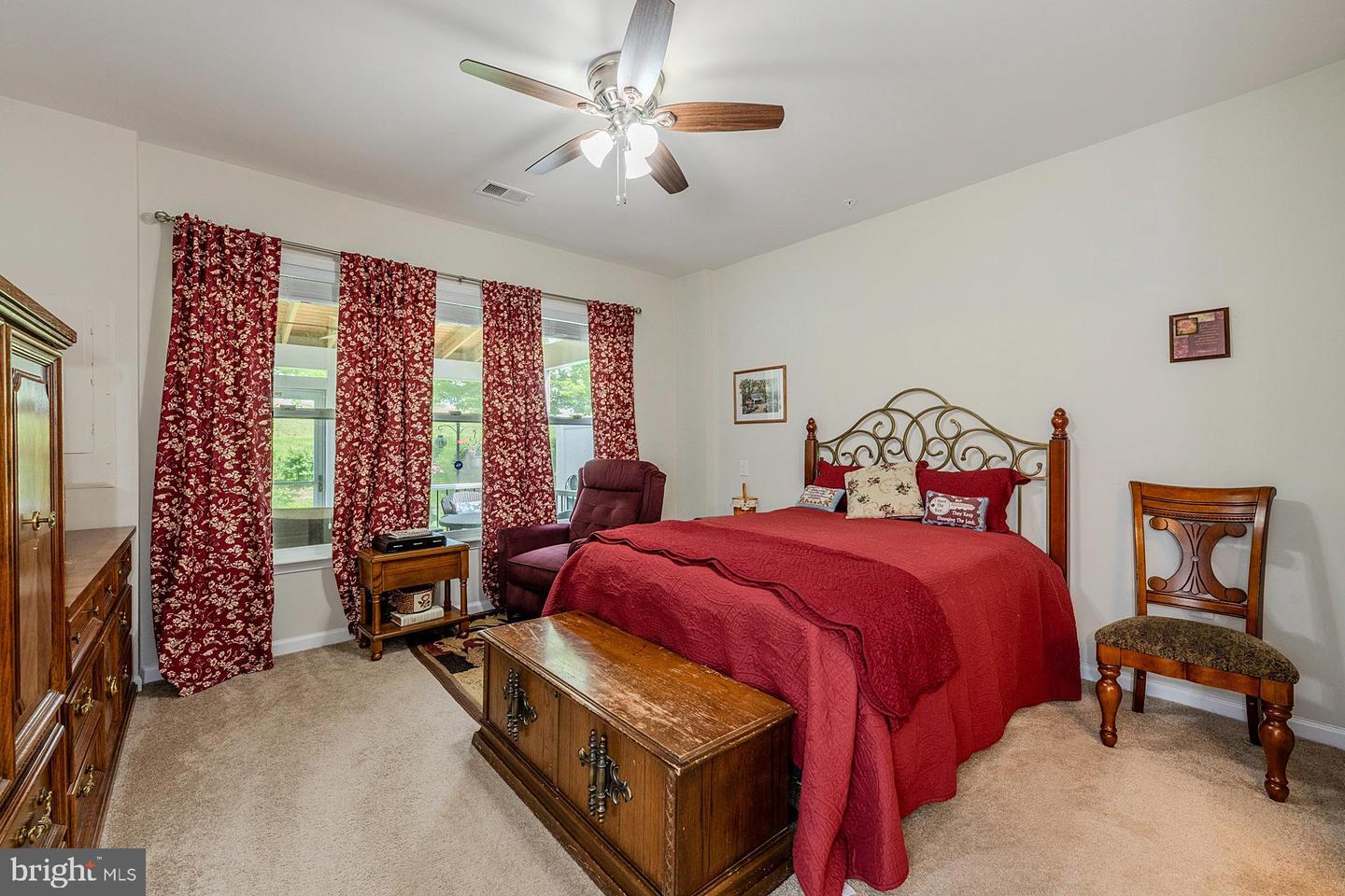 181 LONG POINT DR, FREDERICKSBURG, Virginia 22406, 3 Bedrooms Bedrooms, ,3 BathroomsBathrooms,Residential,For sale,181 LONG POINT DR,VAST2039534 MLS # VAST2039534